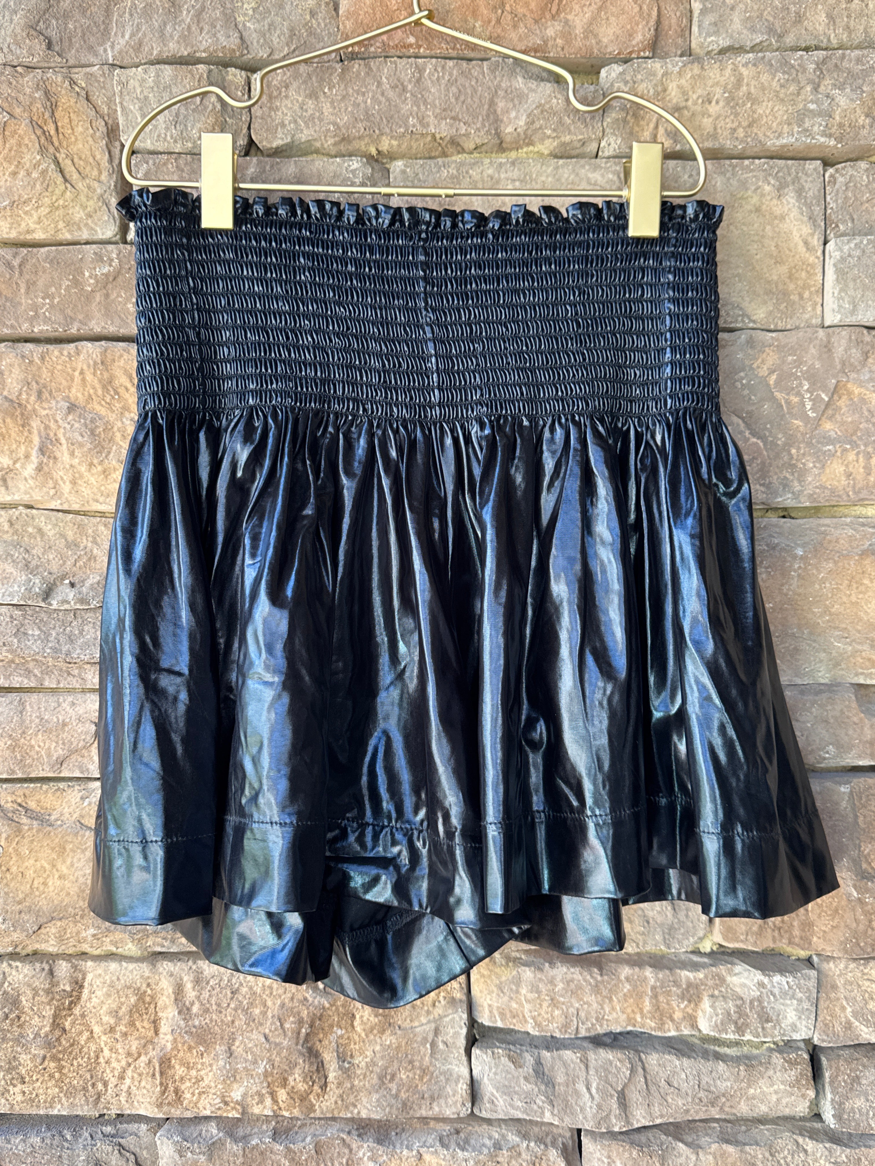 QOS Black Shorts S