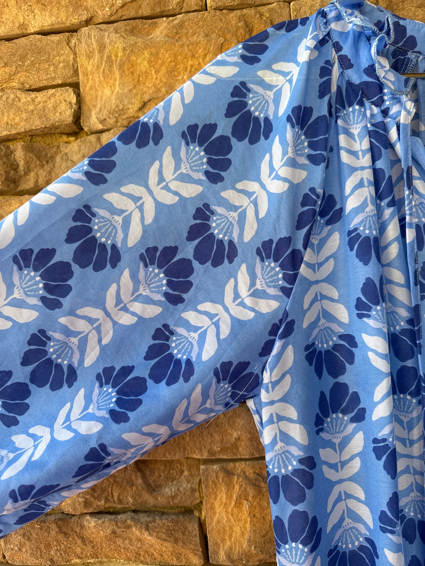 J Marie Luna Maxi M