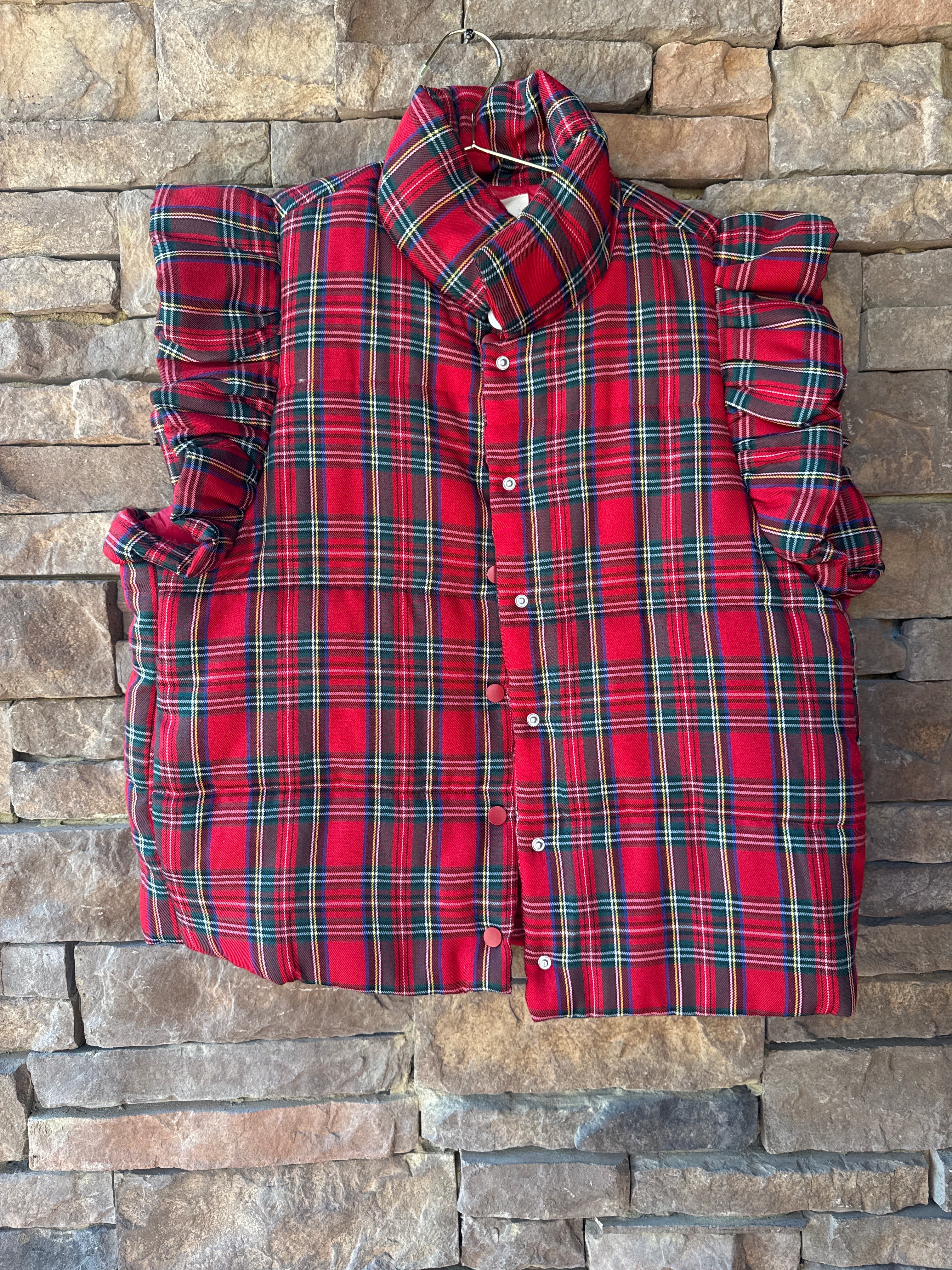 Entro Christmas Plaid Ruffle Vest M