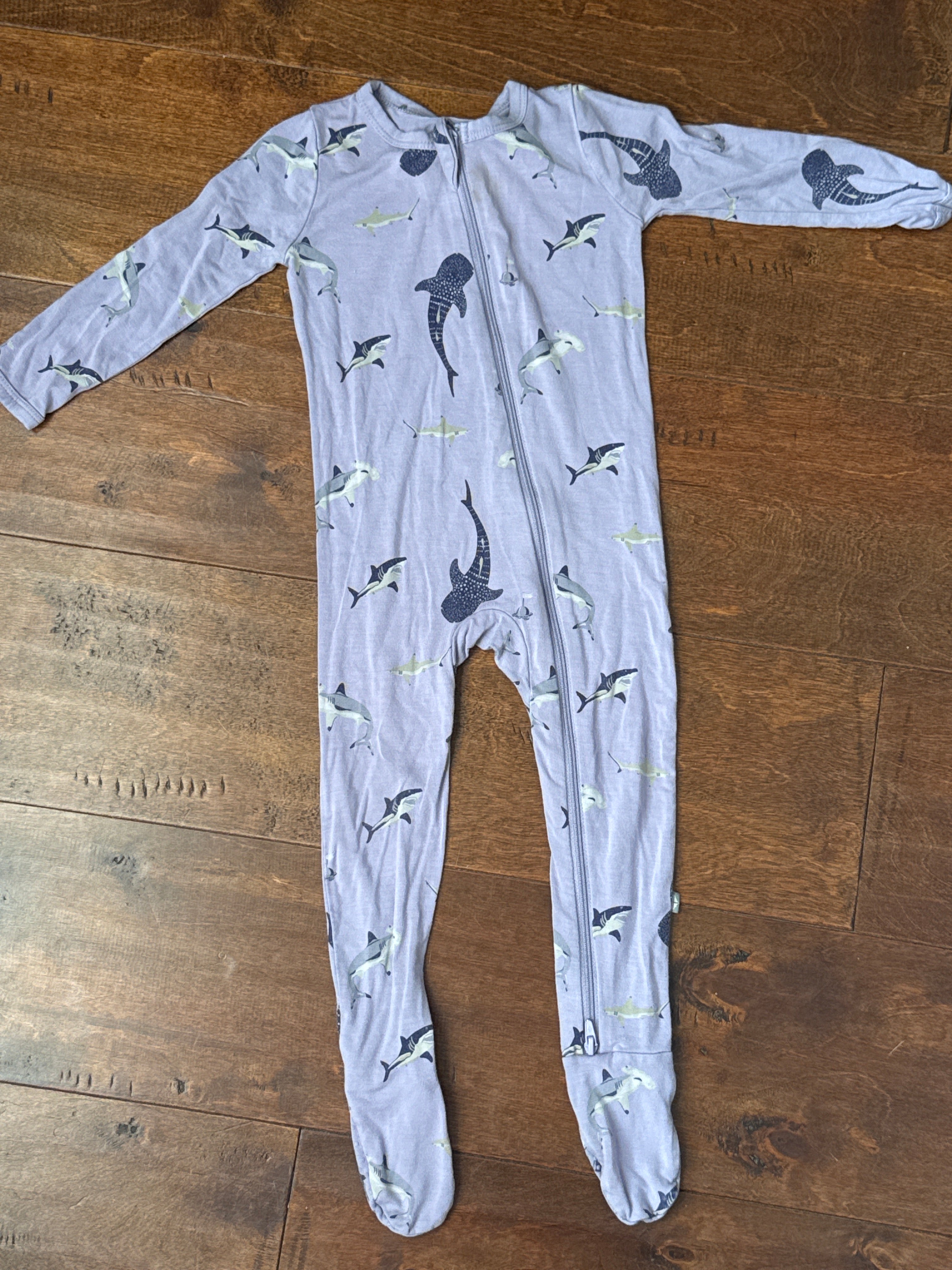 Kyte Baby Shark PJS 12-18M