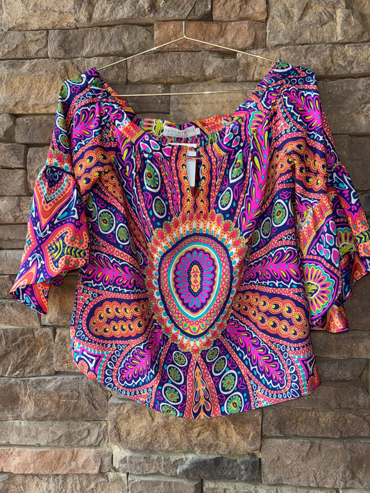 Alice and Trixie Off Shoulder Blouse S