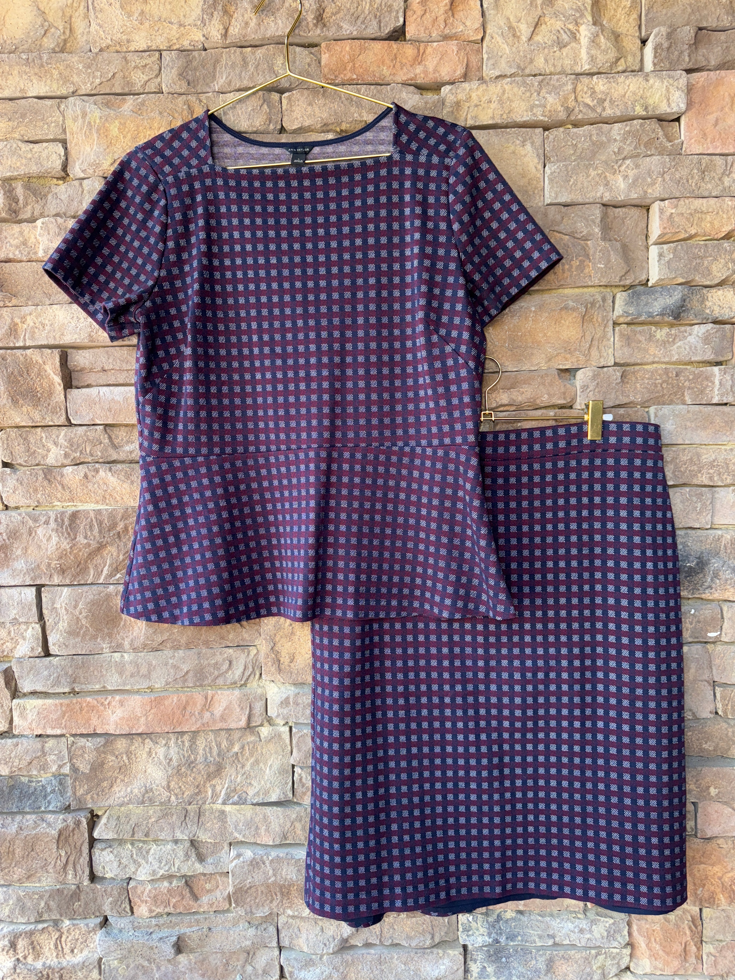 Ann Taylor 2Piece Peplum Top & Skirt L