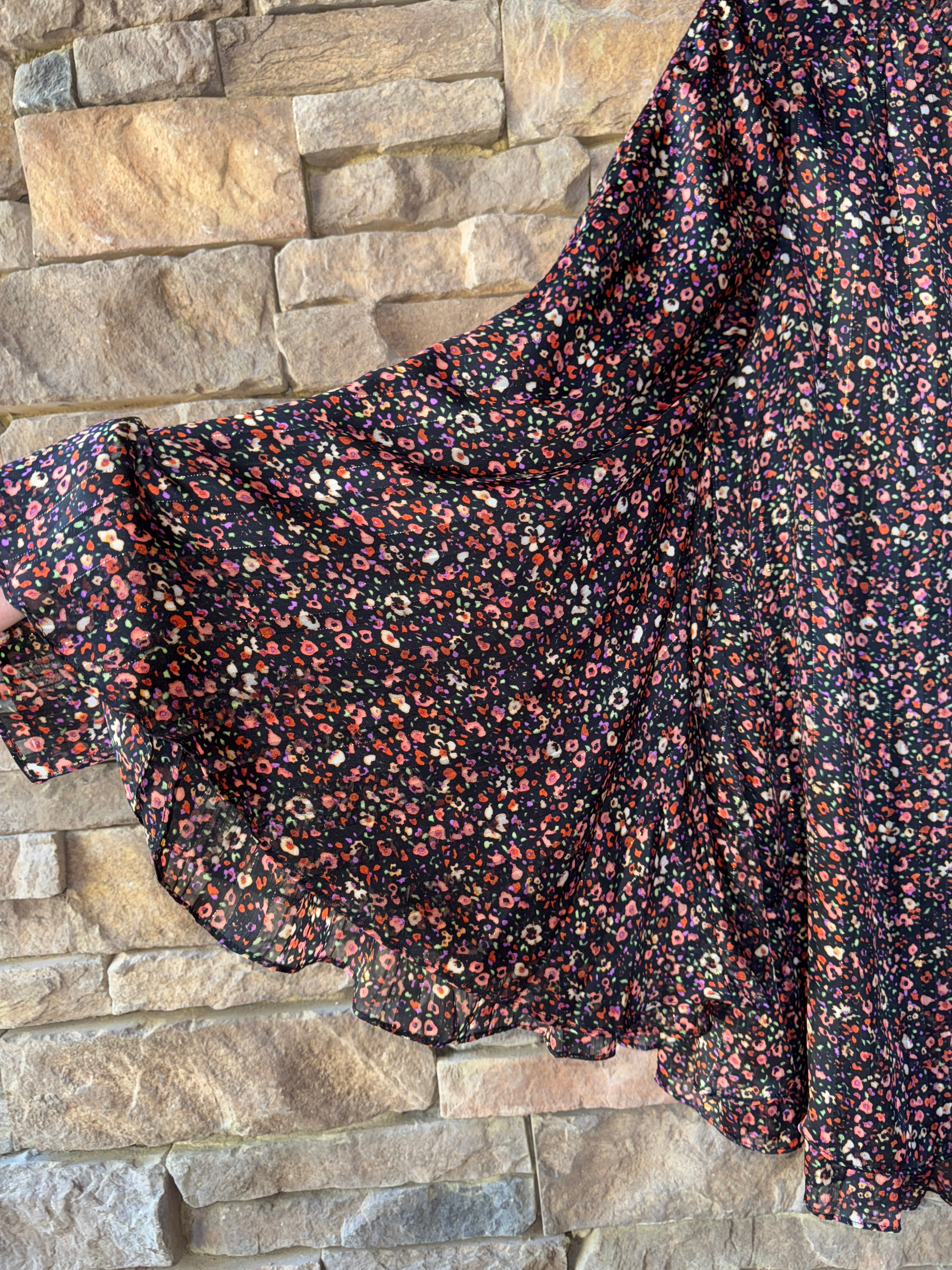 Buddy Love Black Floral Bell Sleeve Mini Medium