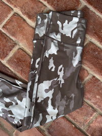 Mono B Camo Foil High Waisted Leggings L