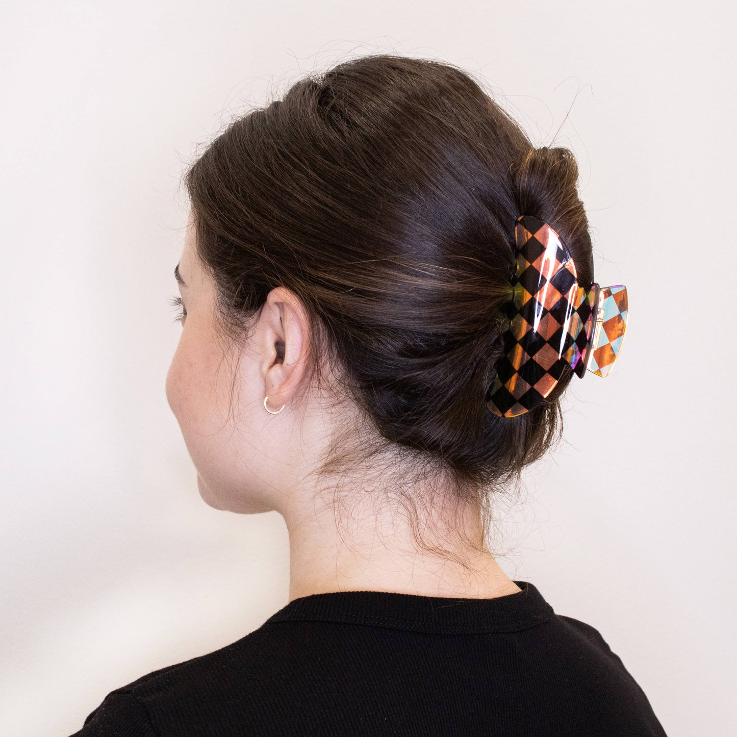Medium Round Iridescent Checkered Hair Claw Clip: Pink