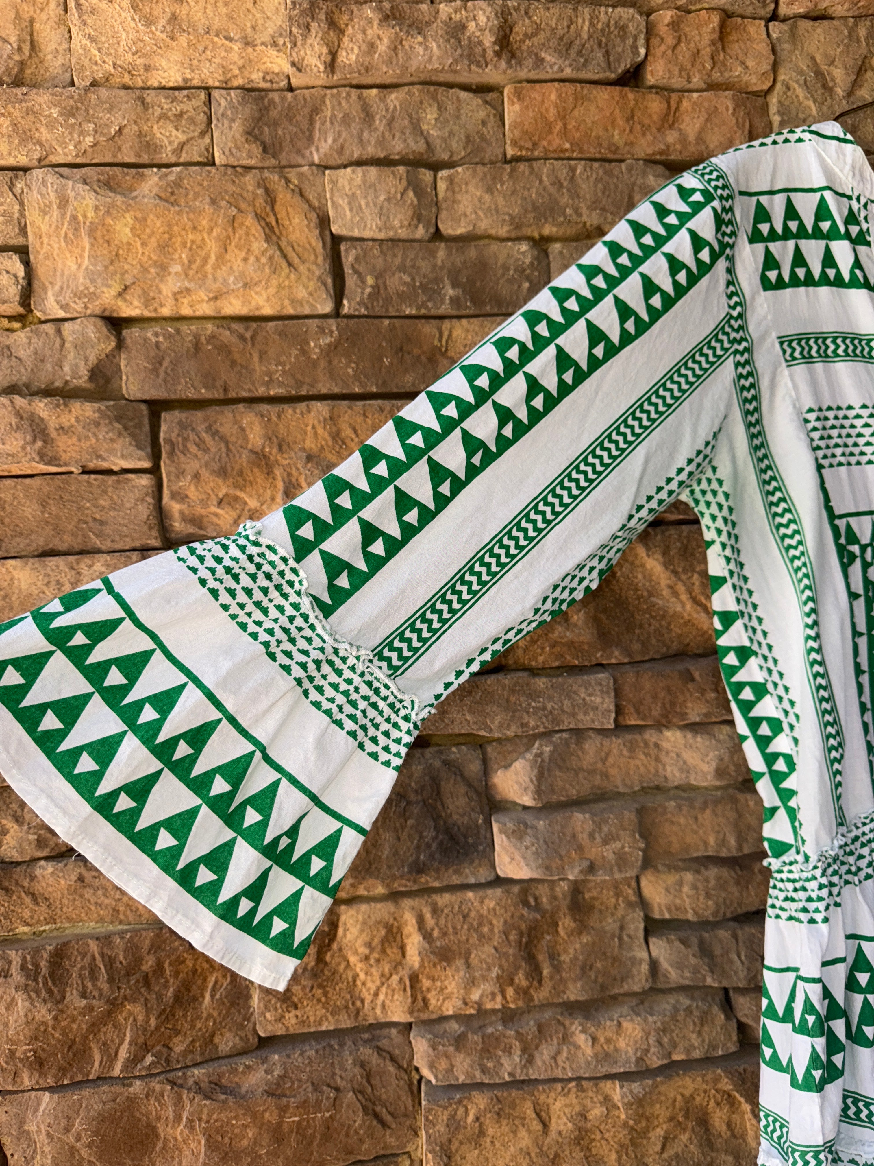 Green and White Long Sleeve Geometric Mini M