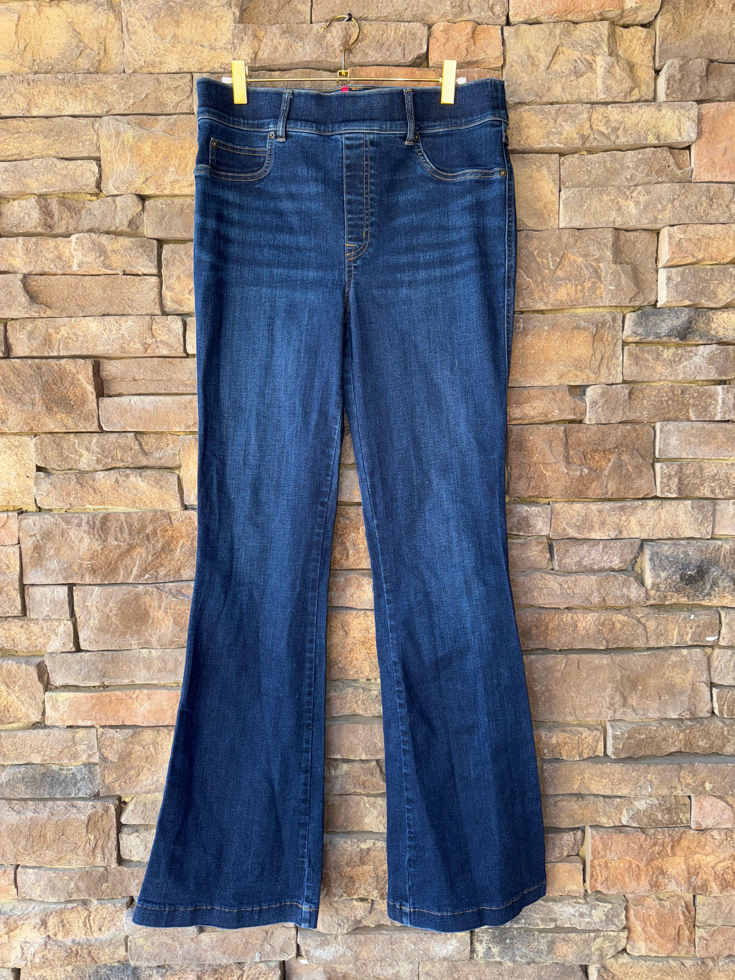Spanx Dark Wash Pull On Flare Leg Jean Large