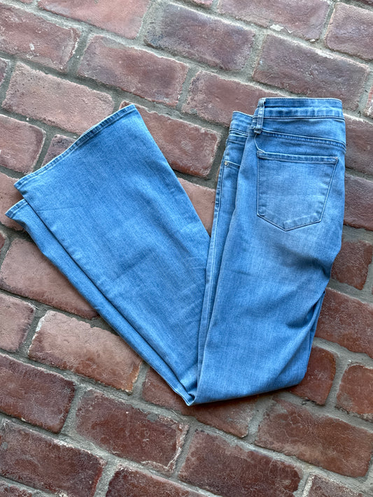 Articles of Society Light Wash Flare Jean 27