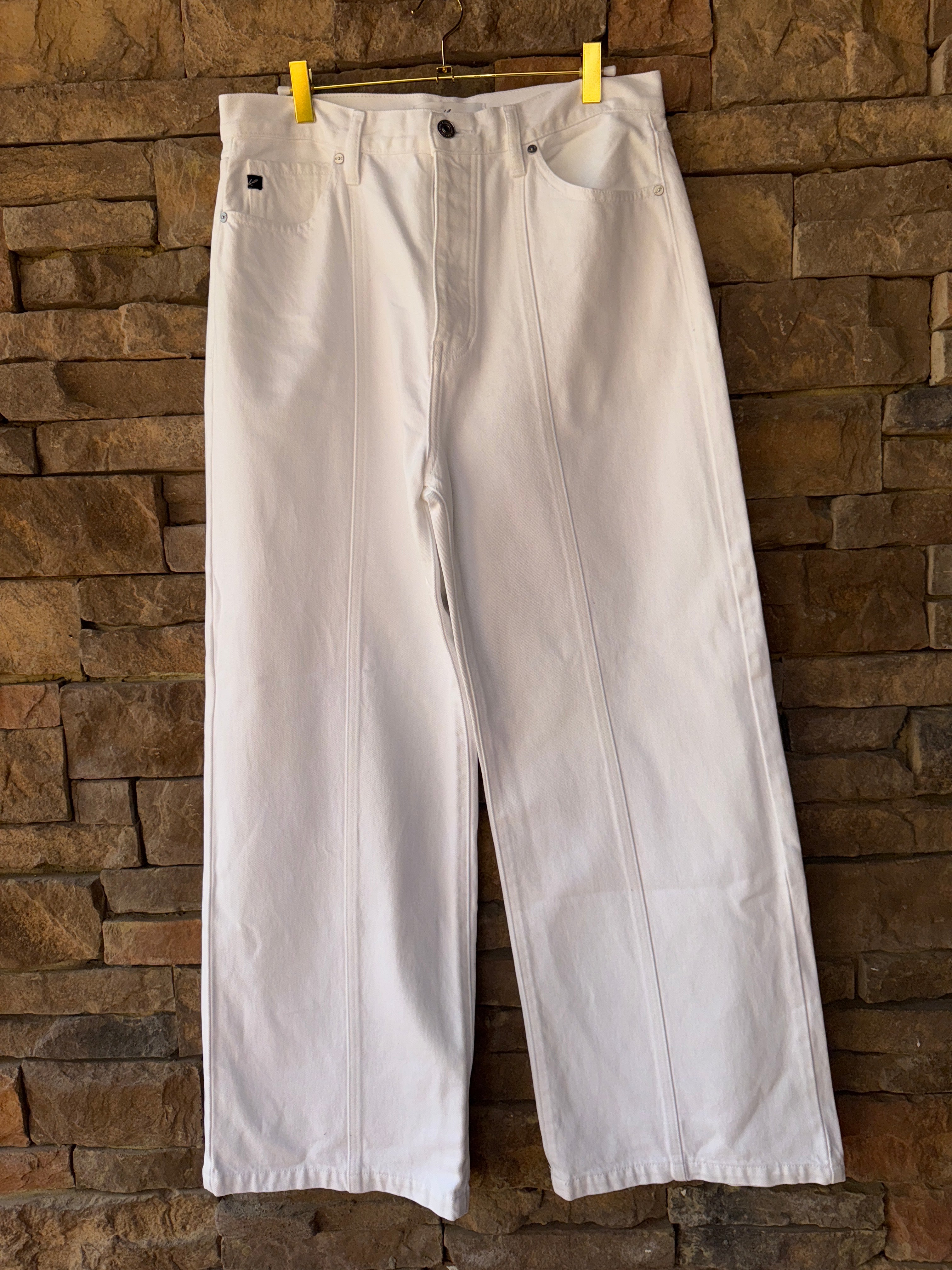 KanCan Wide Leg White Jeans 9/28