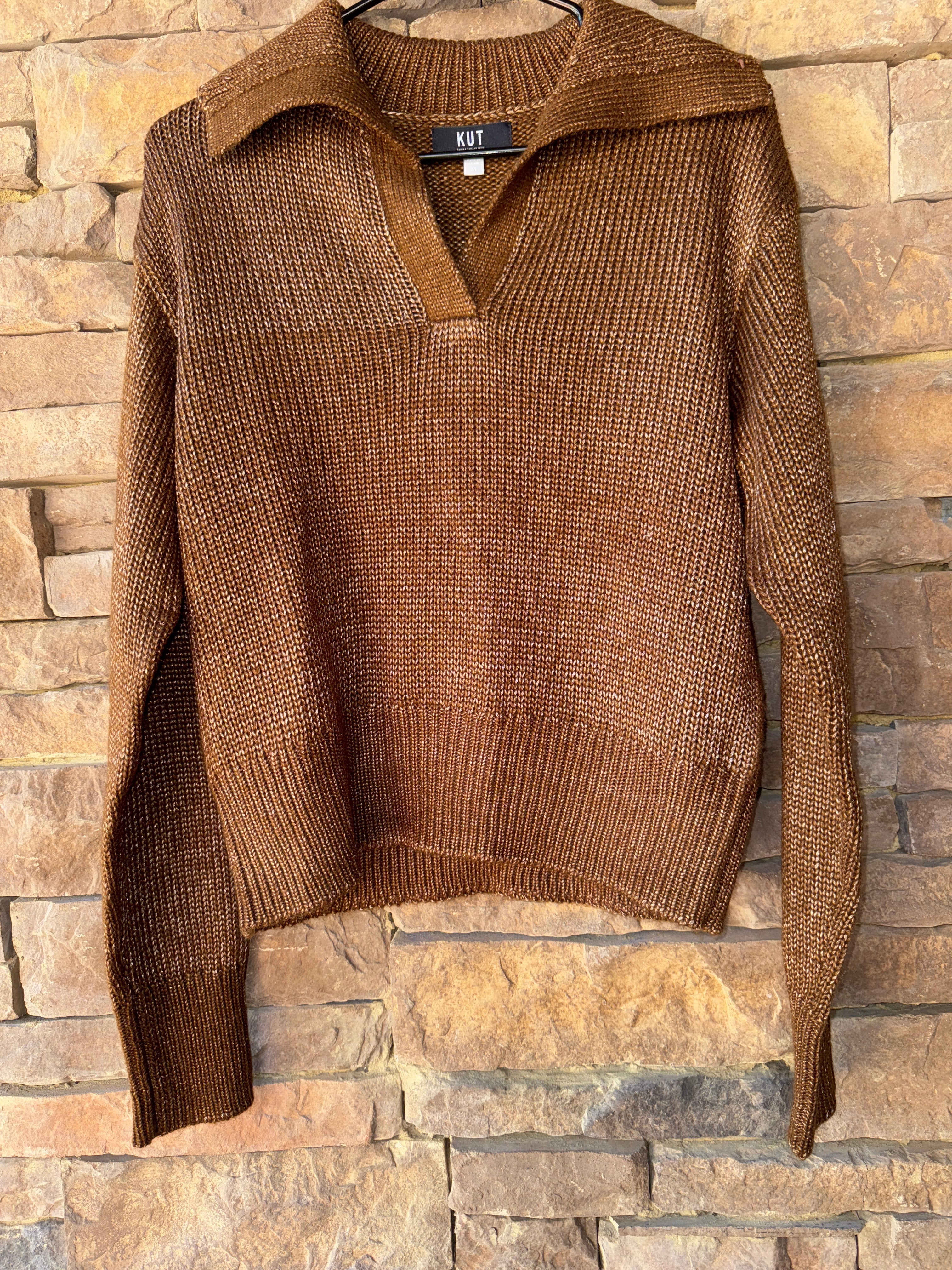 Kut from the Kloth brown VNeck Sweater M