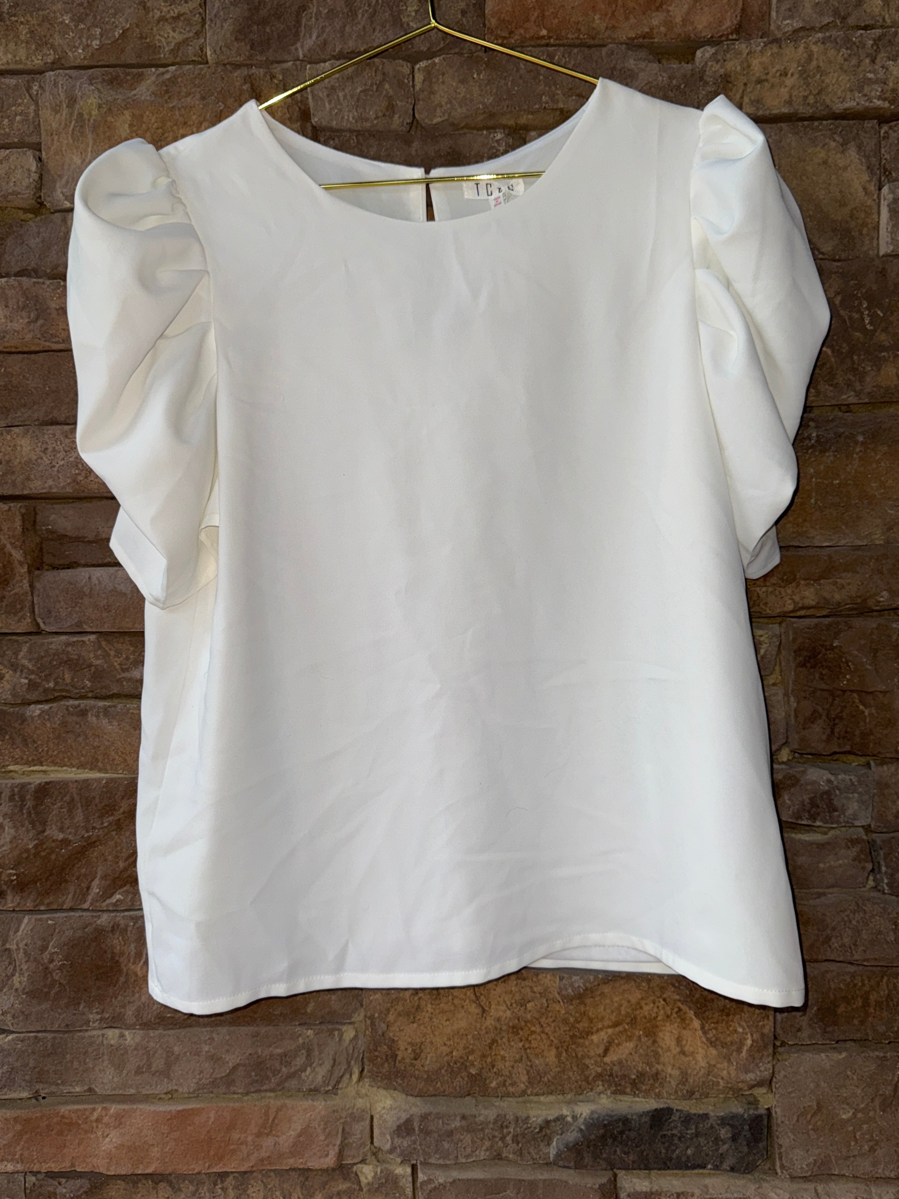 TCEC Step It Up Puff Short Sleeve Top L
