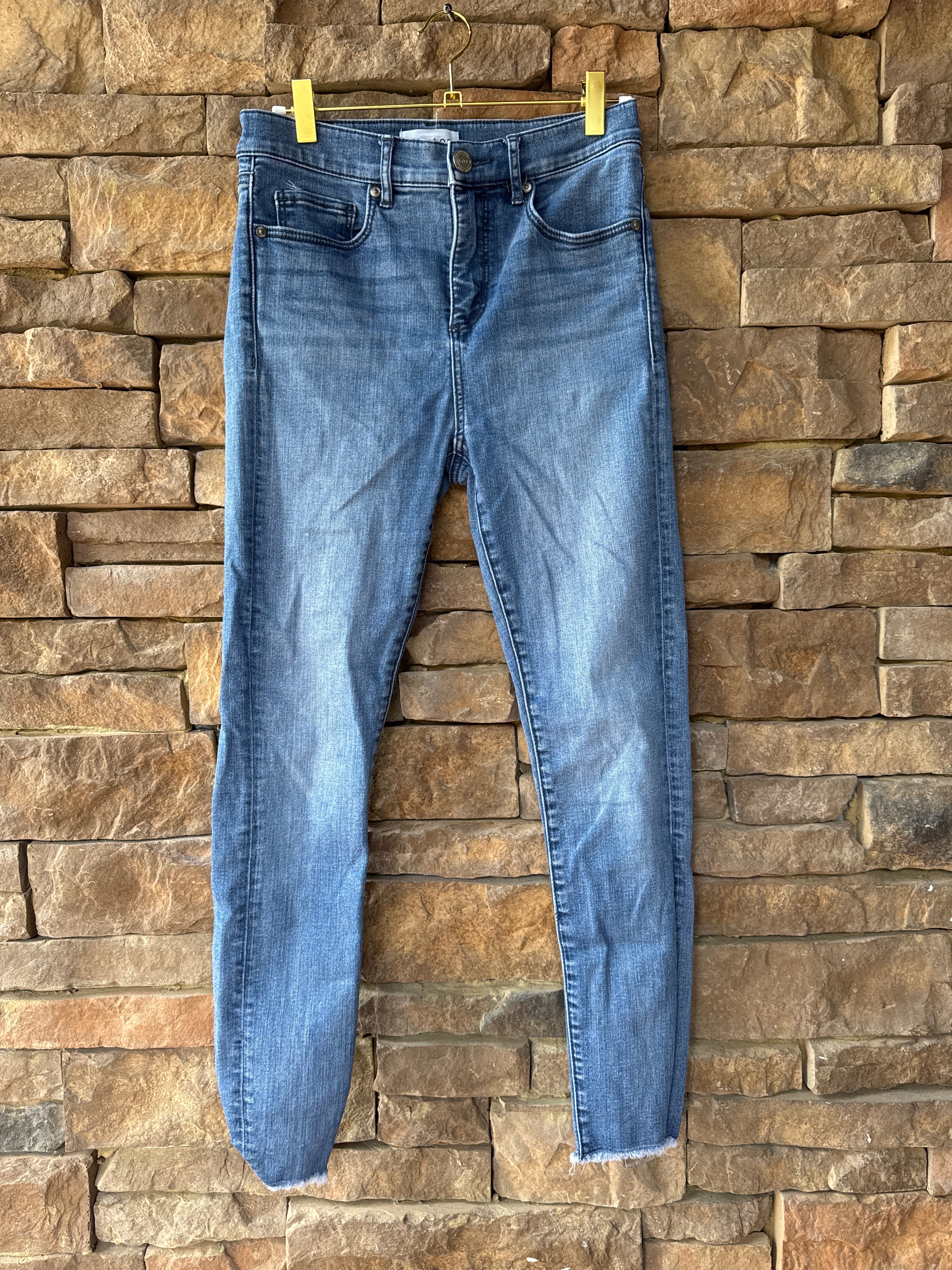 Loft Raw Hem Skinny Light Denim 25