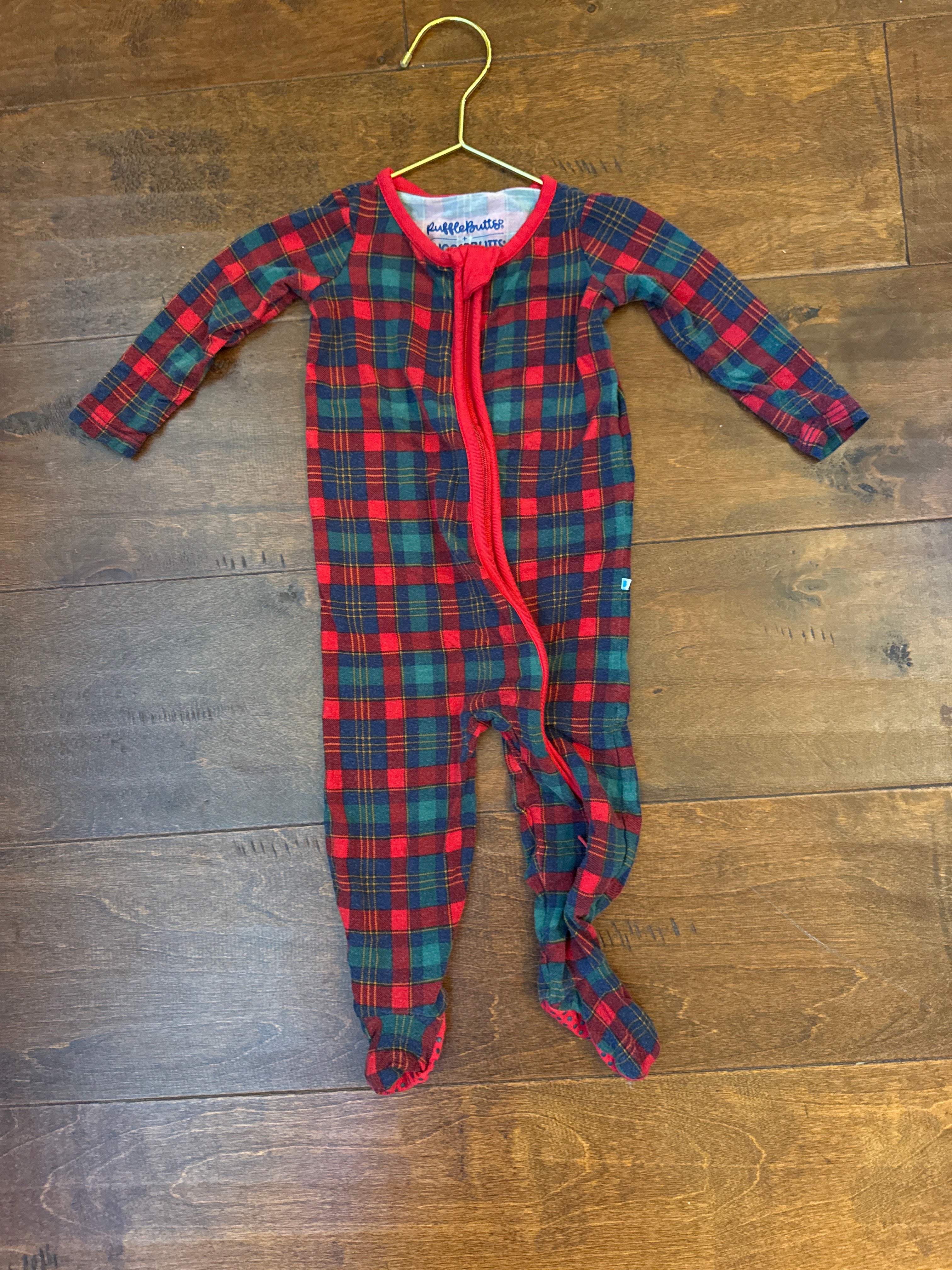 Rugged Butts Christmas Plaid Footie 3/6m