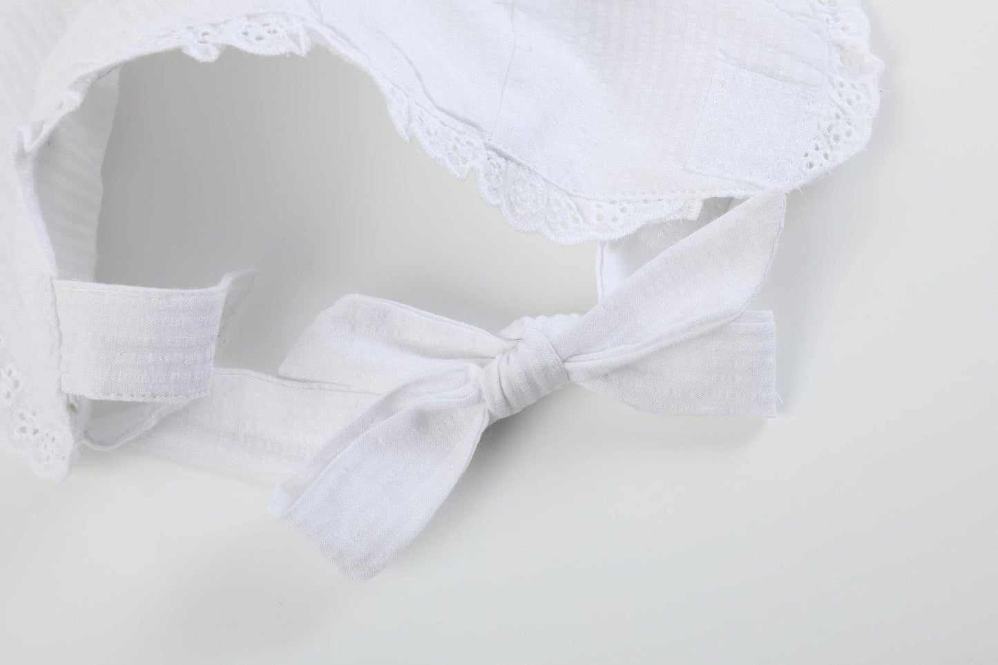 White Summer Baby Bonnet Sunhat: One Size