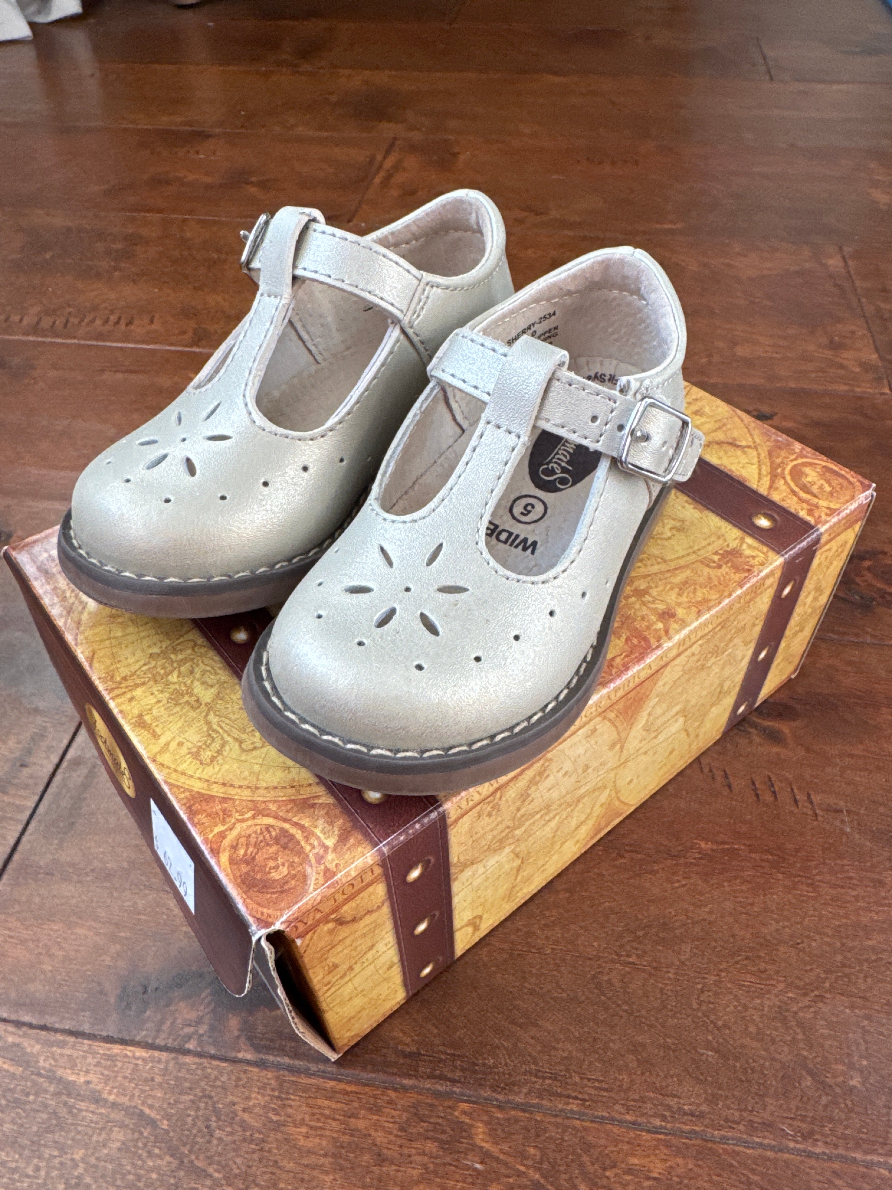 Footmates Gold Mary Janes 5c