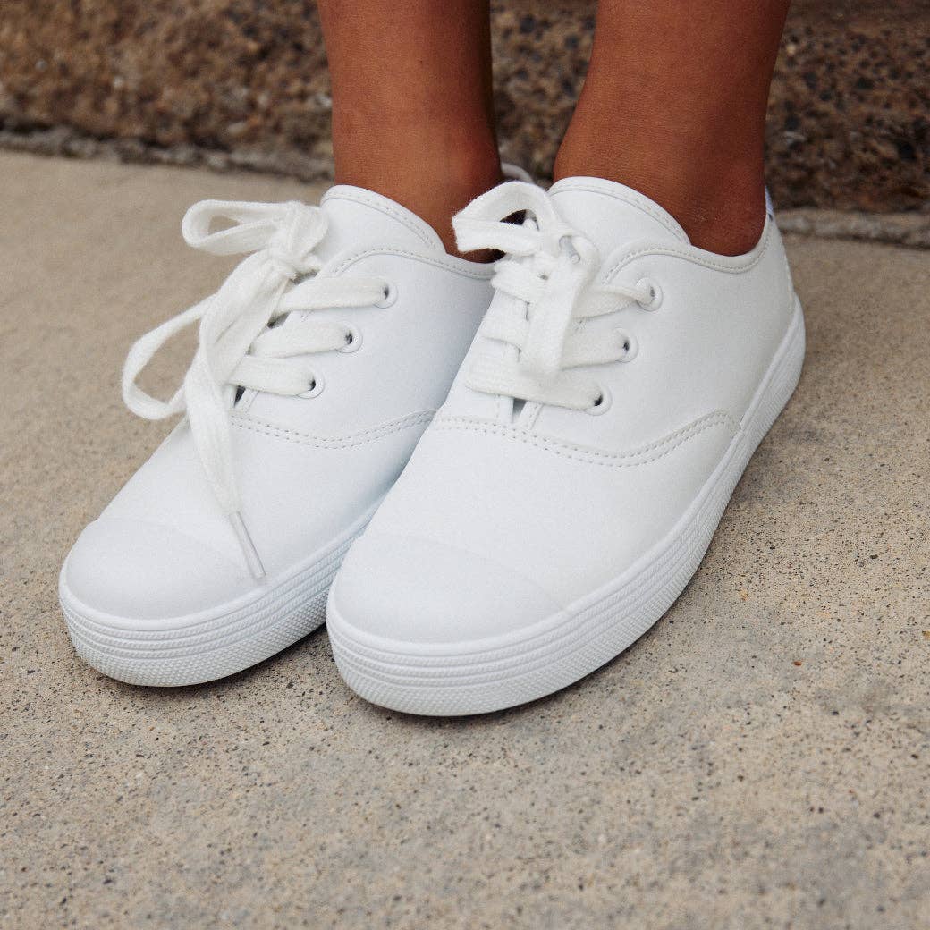 Hadley Girls Lace-Up Shoes: White