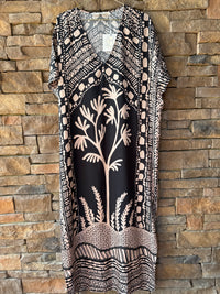 Marie Oliver Oliver Caftan Onyx Tree XL