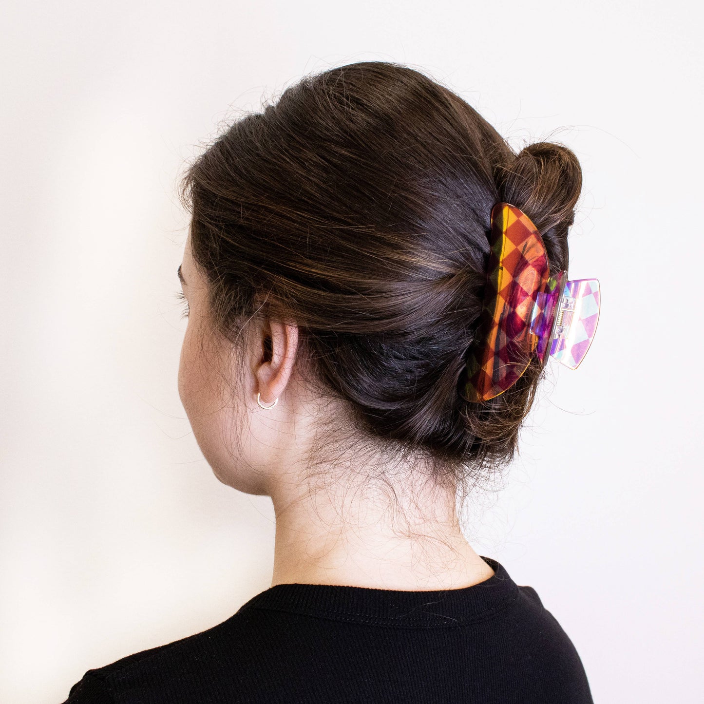 Medium Round Iridescent Checkered Hair Claw Clip: Pink