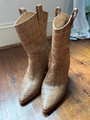 KAANAS Pull on Brown Snake Skin Boots 7M