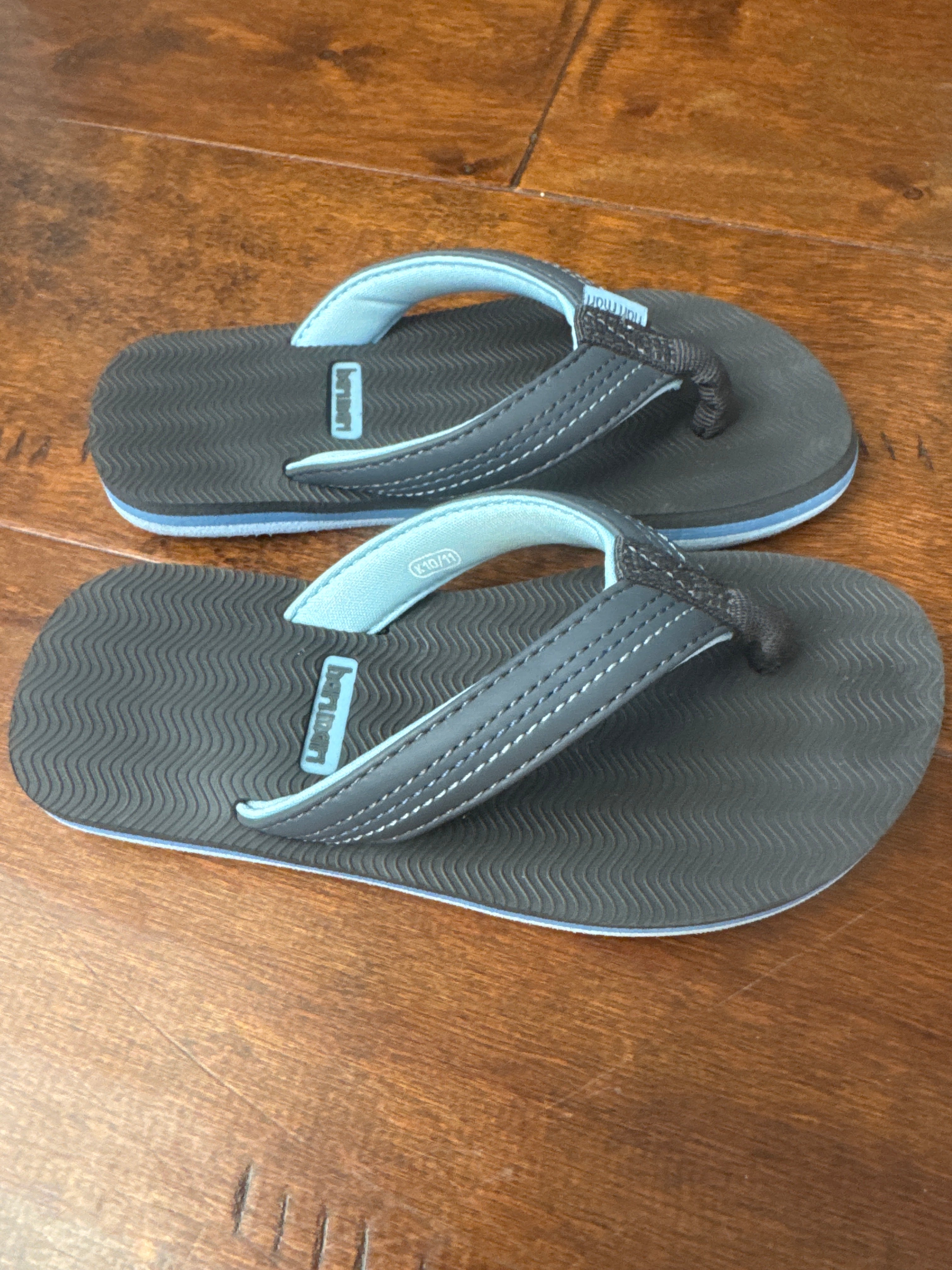 Hari Mari Flip Flops 10/11