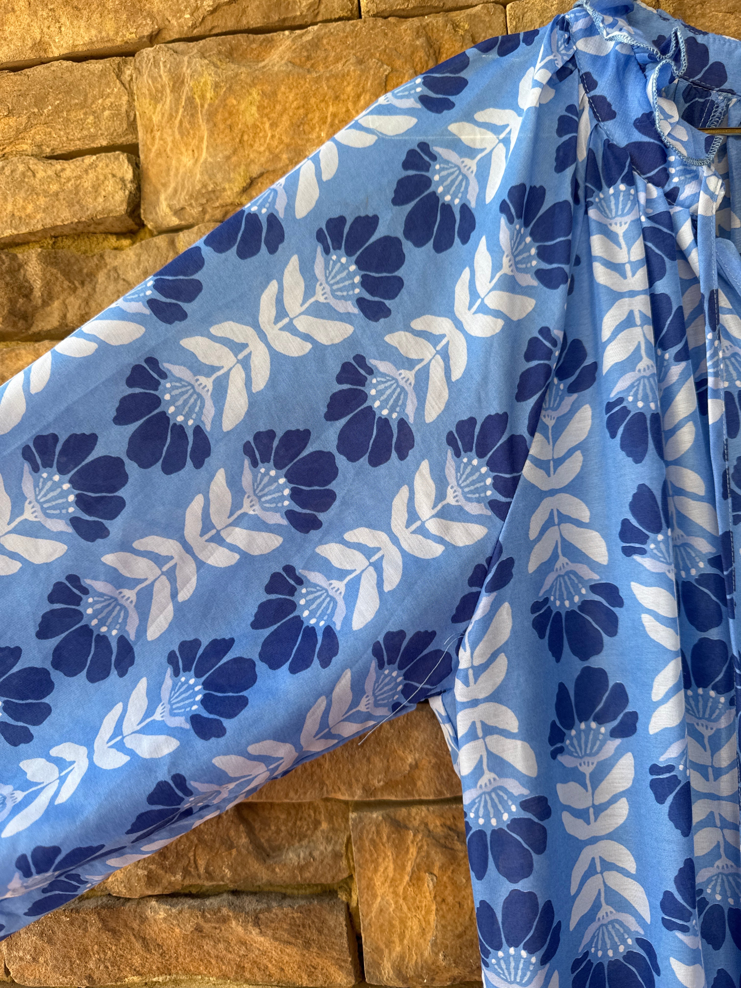 J Marie Luna Maxi M