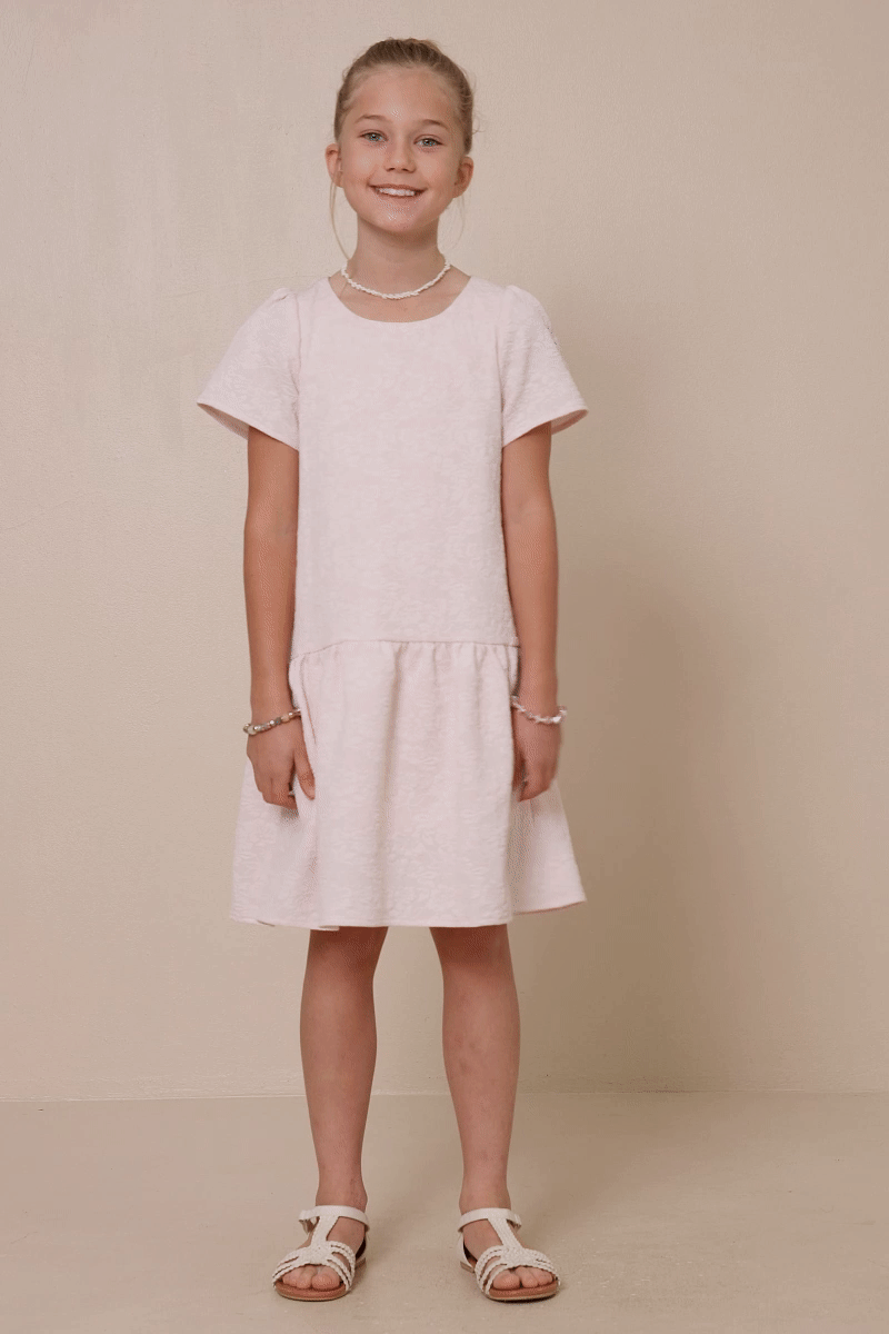 Girls Floral Textured Cap Sleeve Dress: Pink