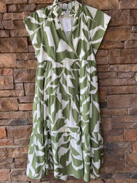 Crosby Green & Cream Maxi Flutter Sleeve M