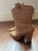 KAANAS Pull on Brown Snake Skin Boots 7M
