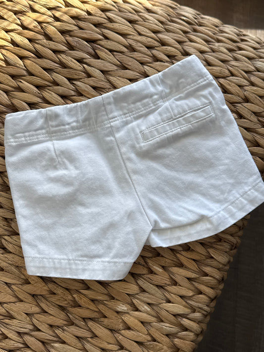 Little English White short 2T