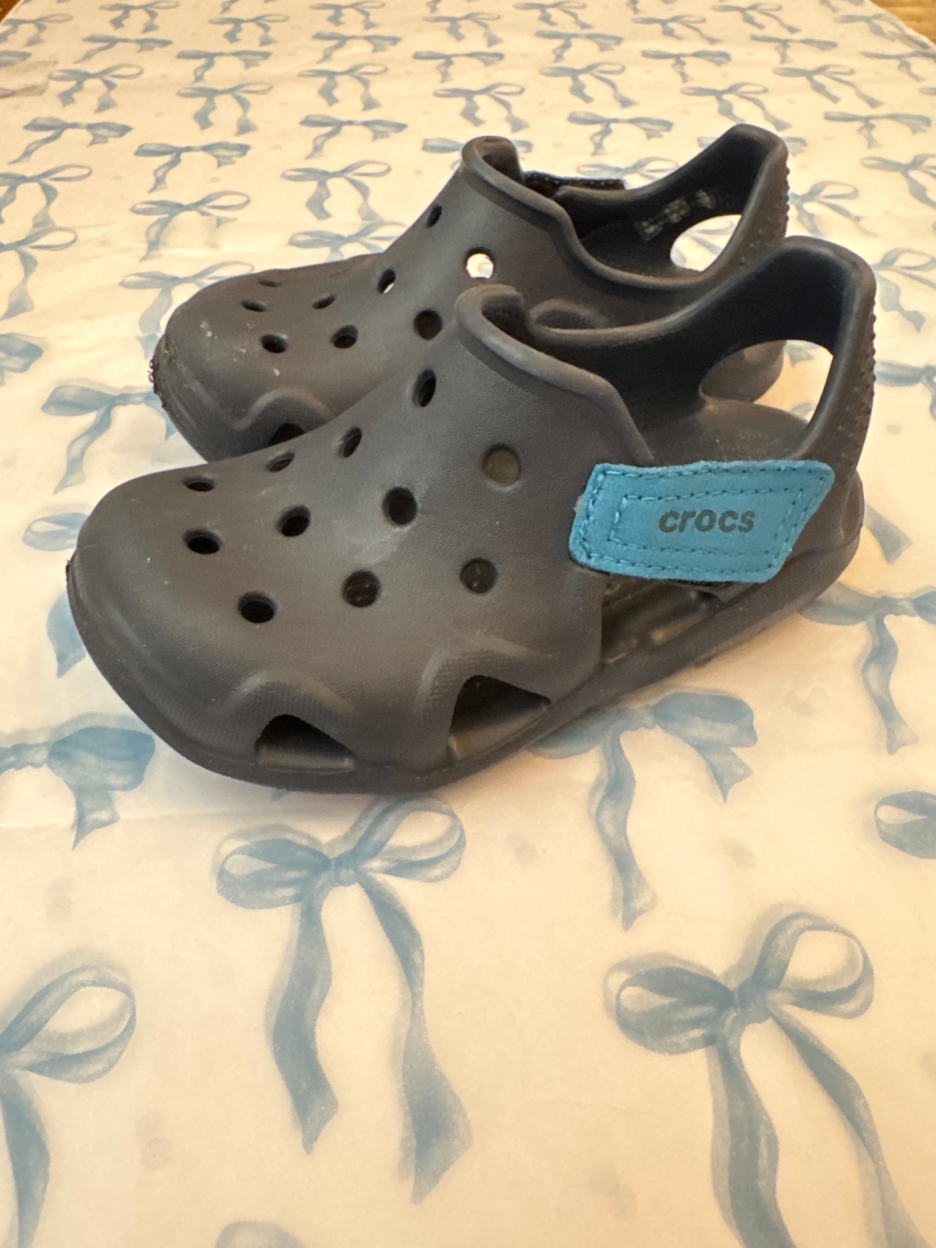 Crocs Navy Velcro c8