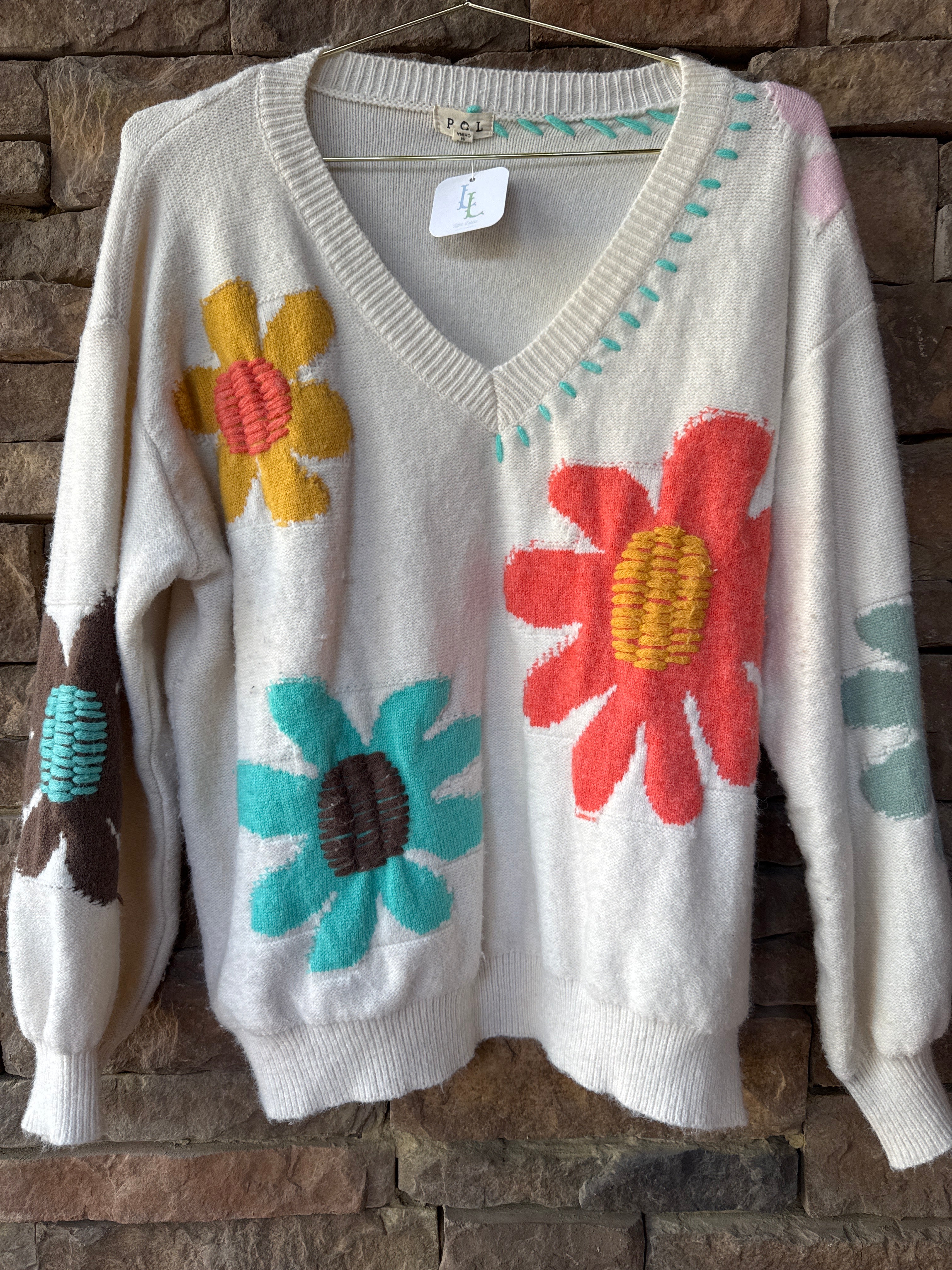 POL Distressed Flower VNeck Floral Sweater M