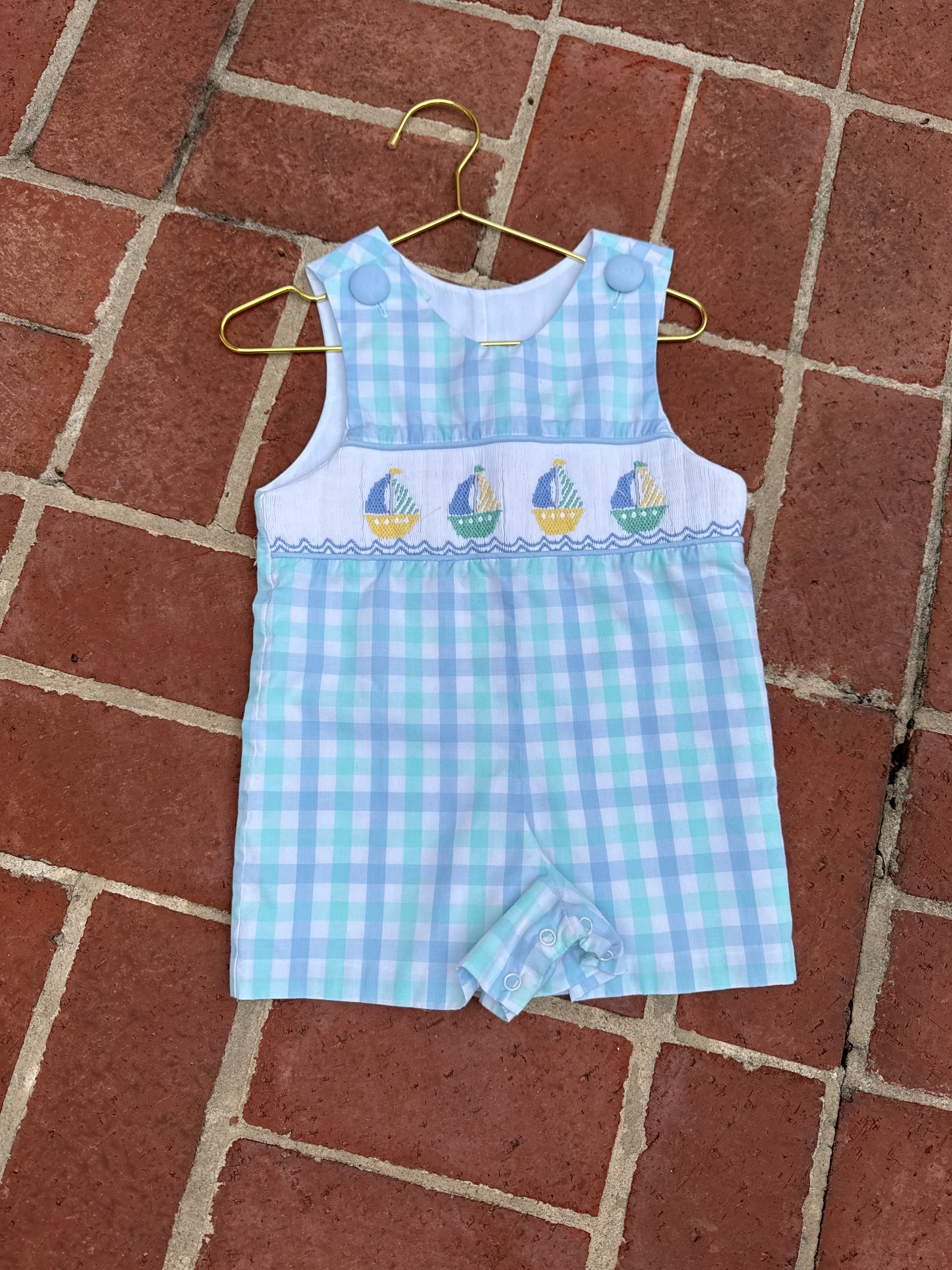 Three Sister Sailboat JonJon 9M