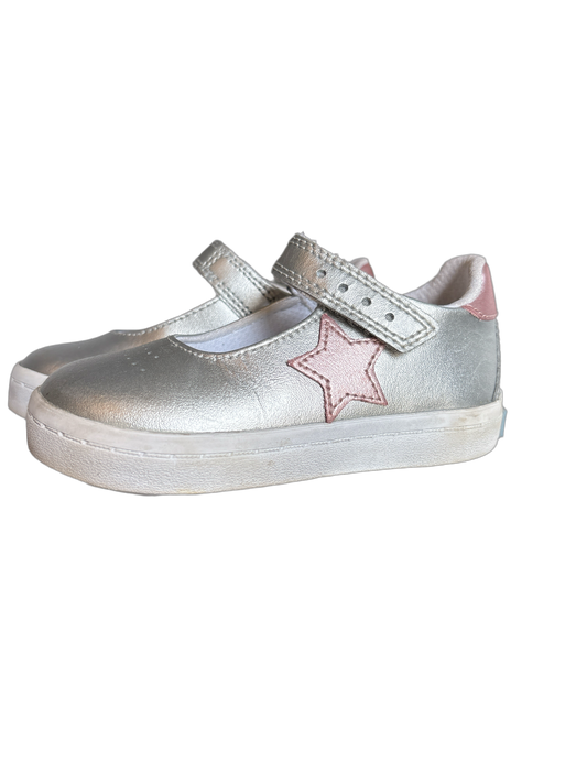Footmates Silver Star Shoes 5