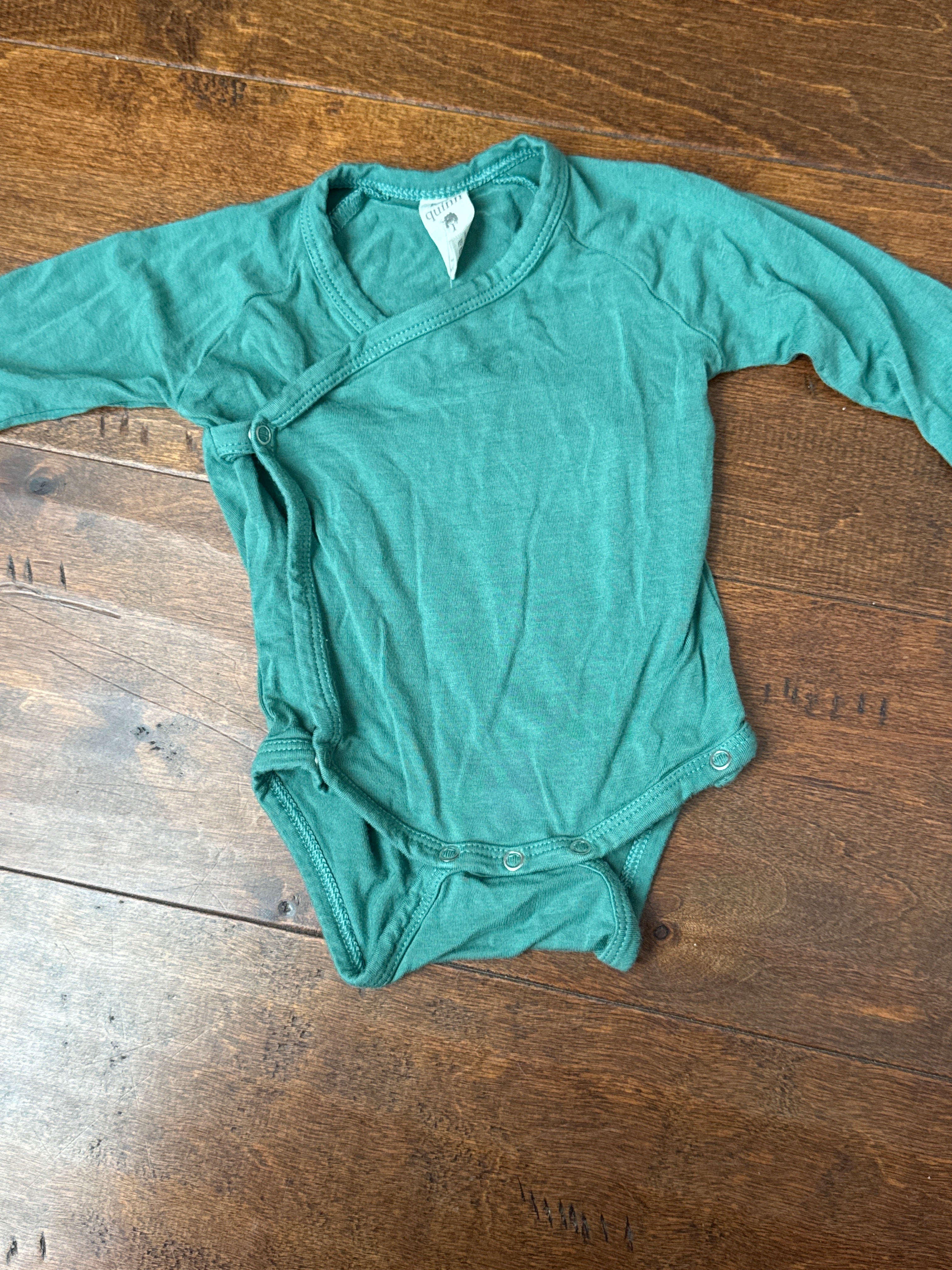 Kate Quinn Ls Wrap Onesie 0-3M