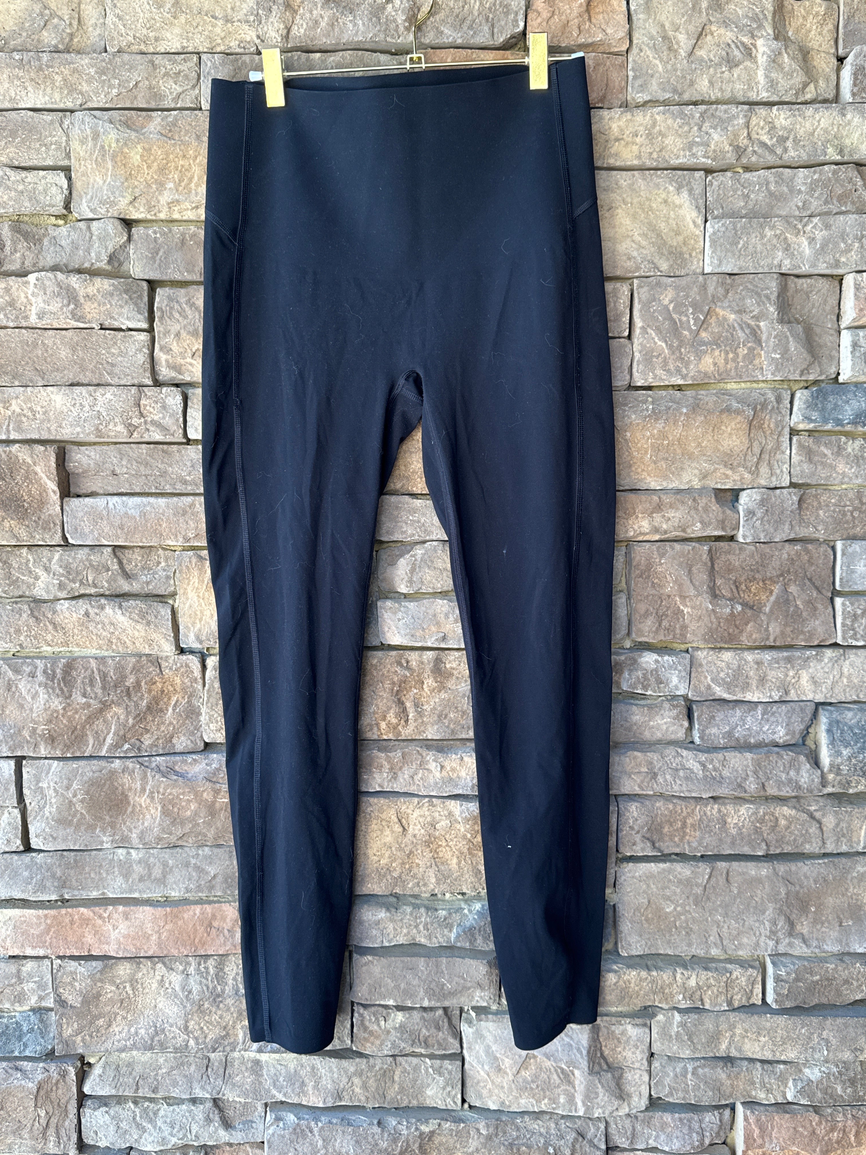 Spanx Black Legging Medium