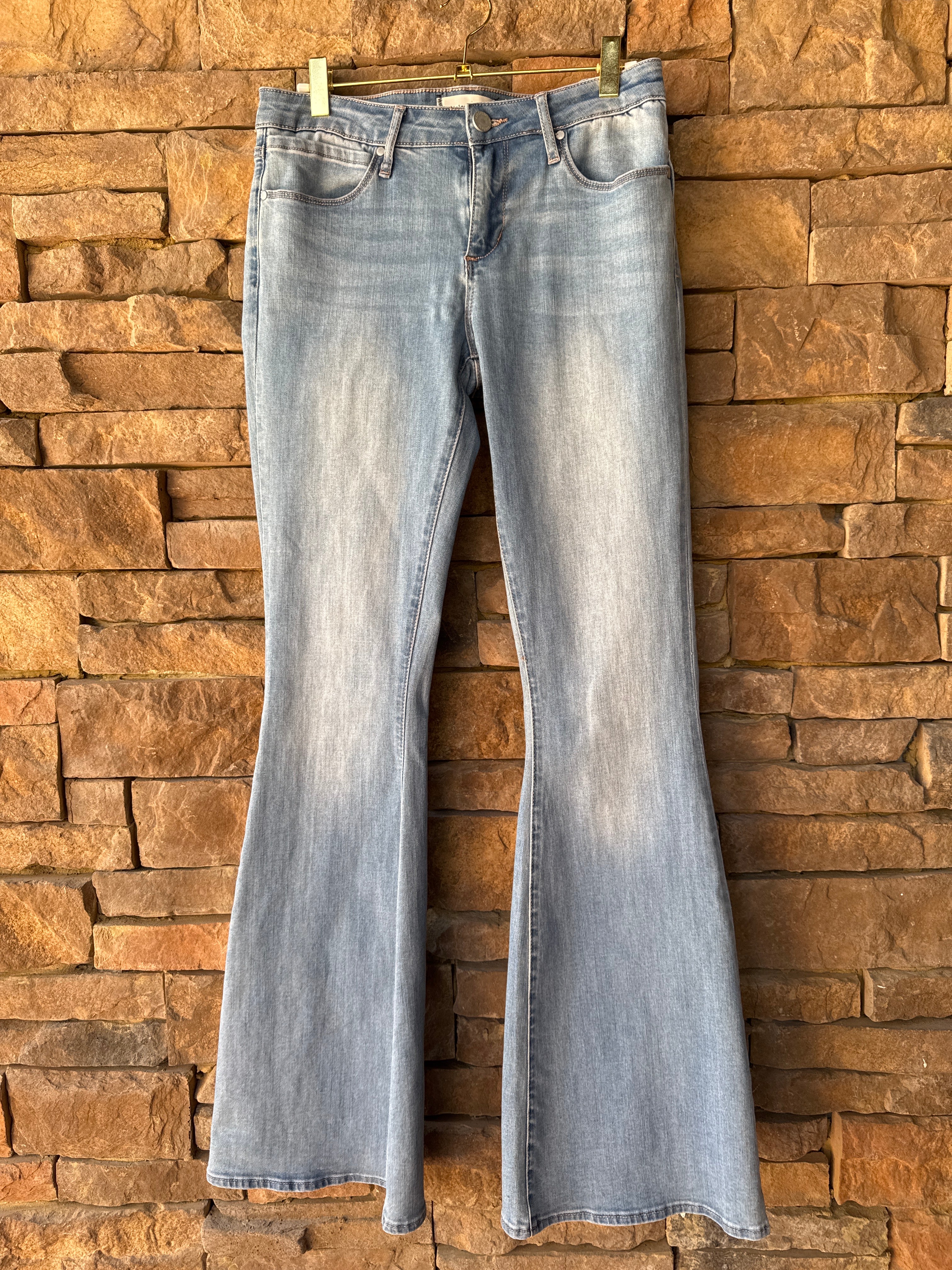 Articles of Society Light Wash Flare Denim Jean 28