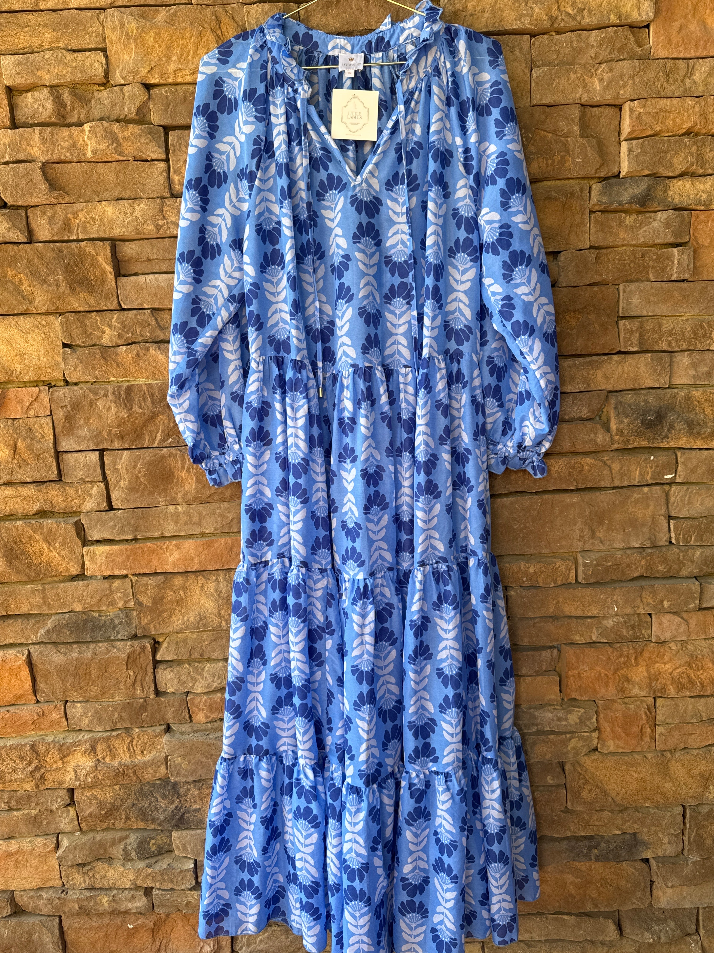J Marie Luna Maxi M