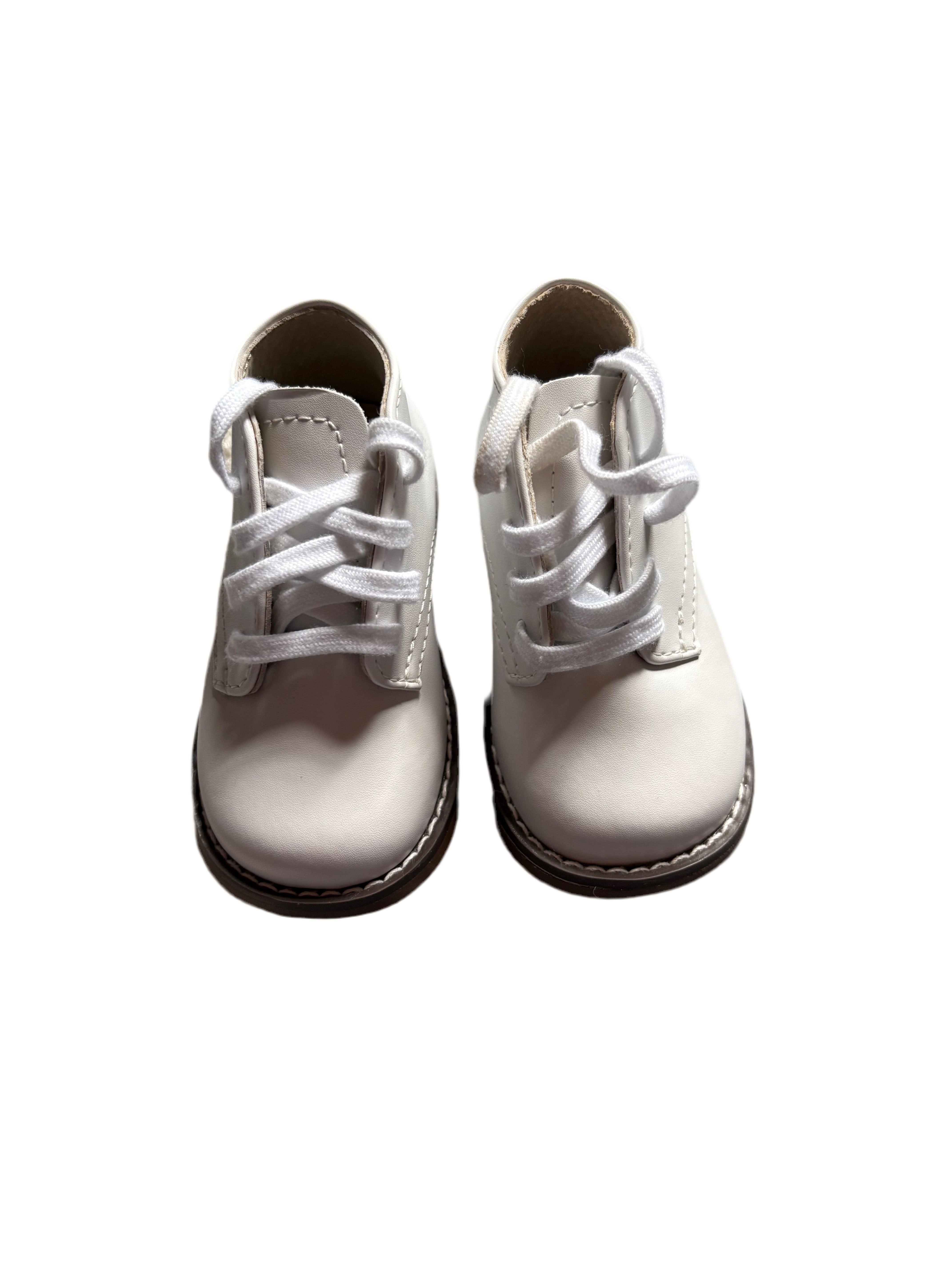 Footmates White Walking shoe 3M