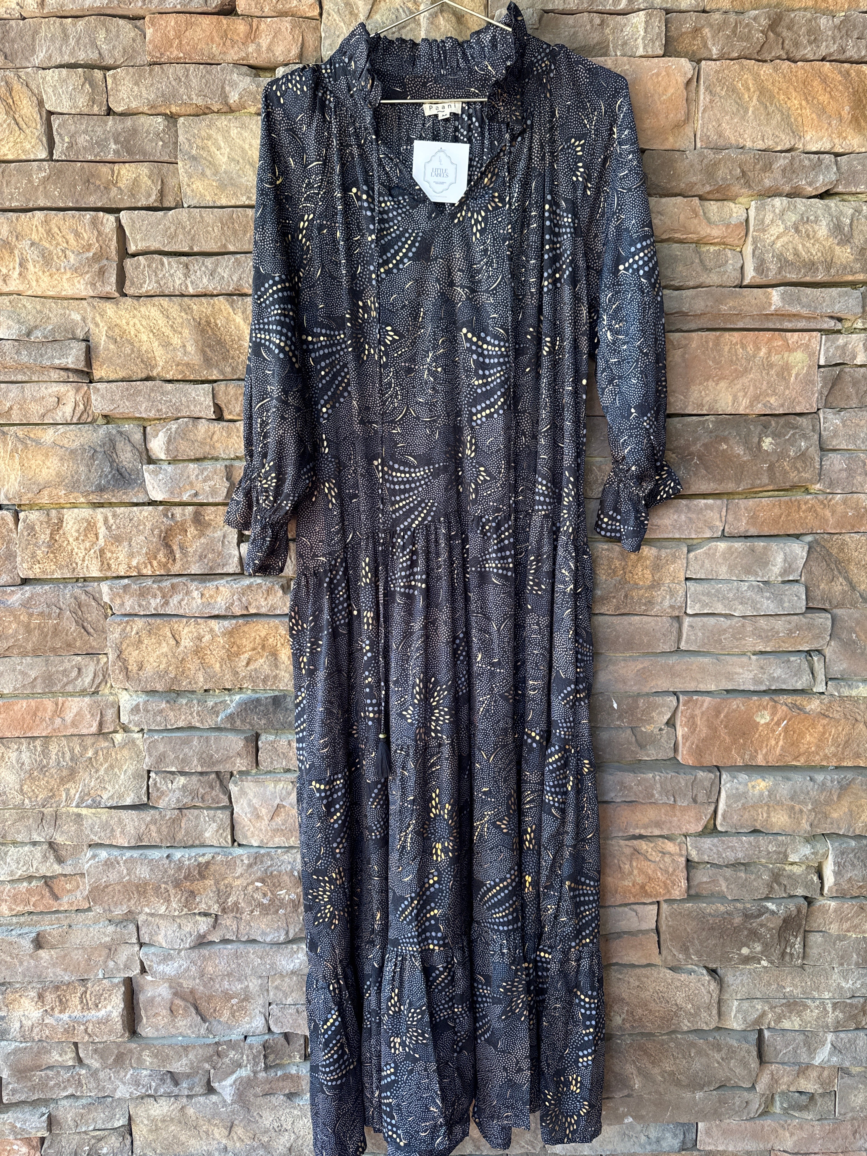 Paani Metallic Black Maxi M
