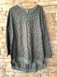 ZSupply Green Cheetah Pullover L