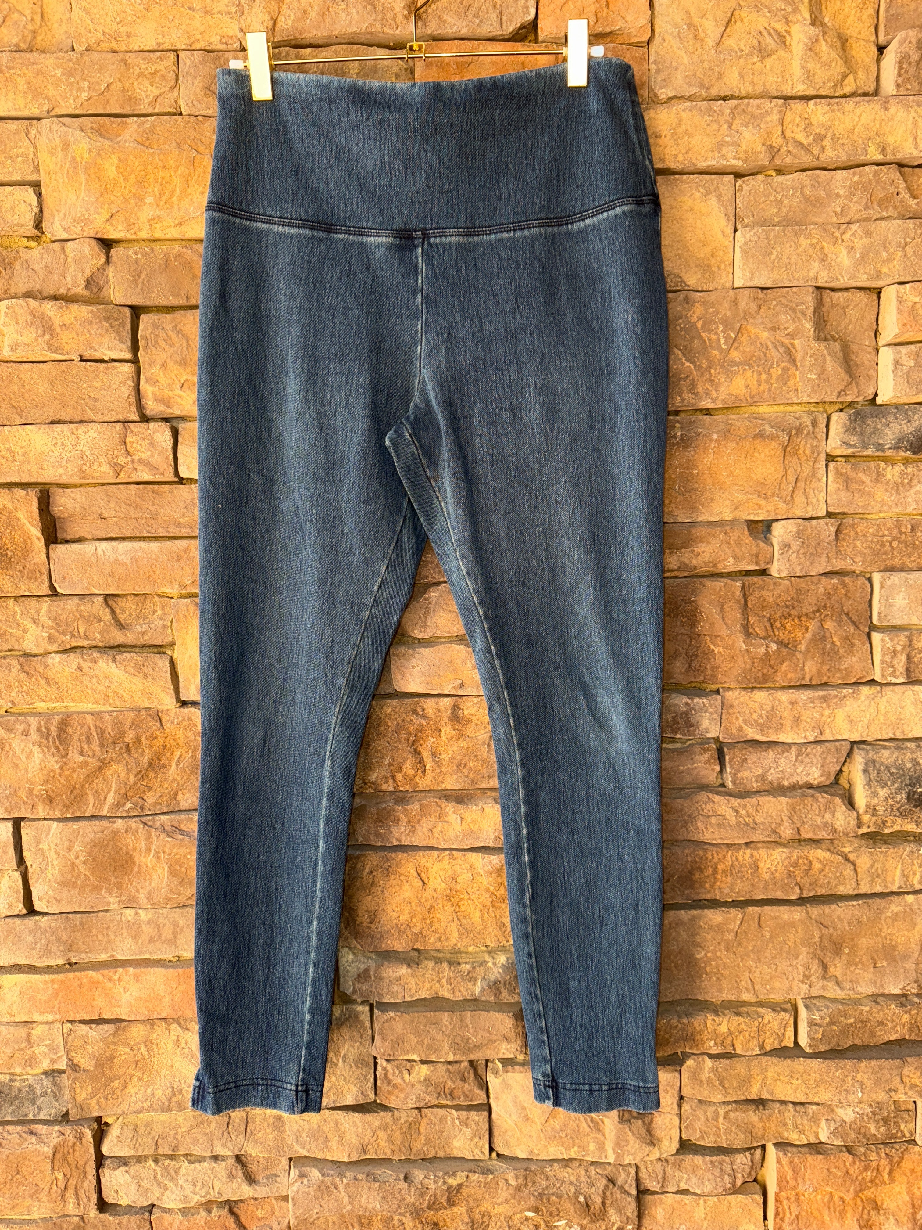 Lysse Light Denim Pull on Jean M