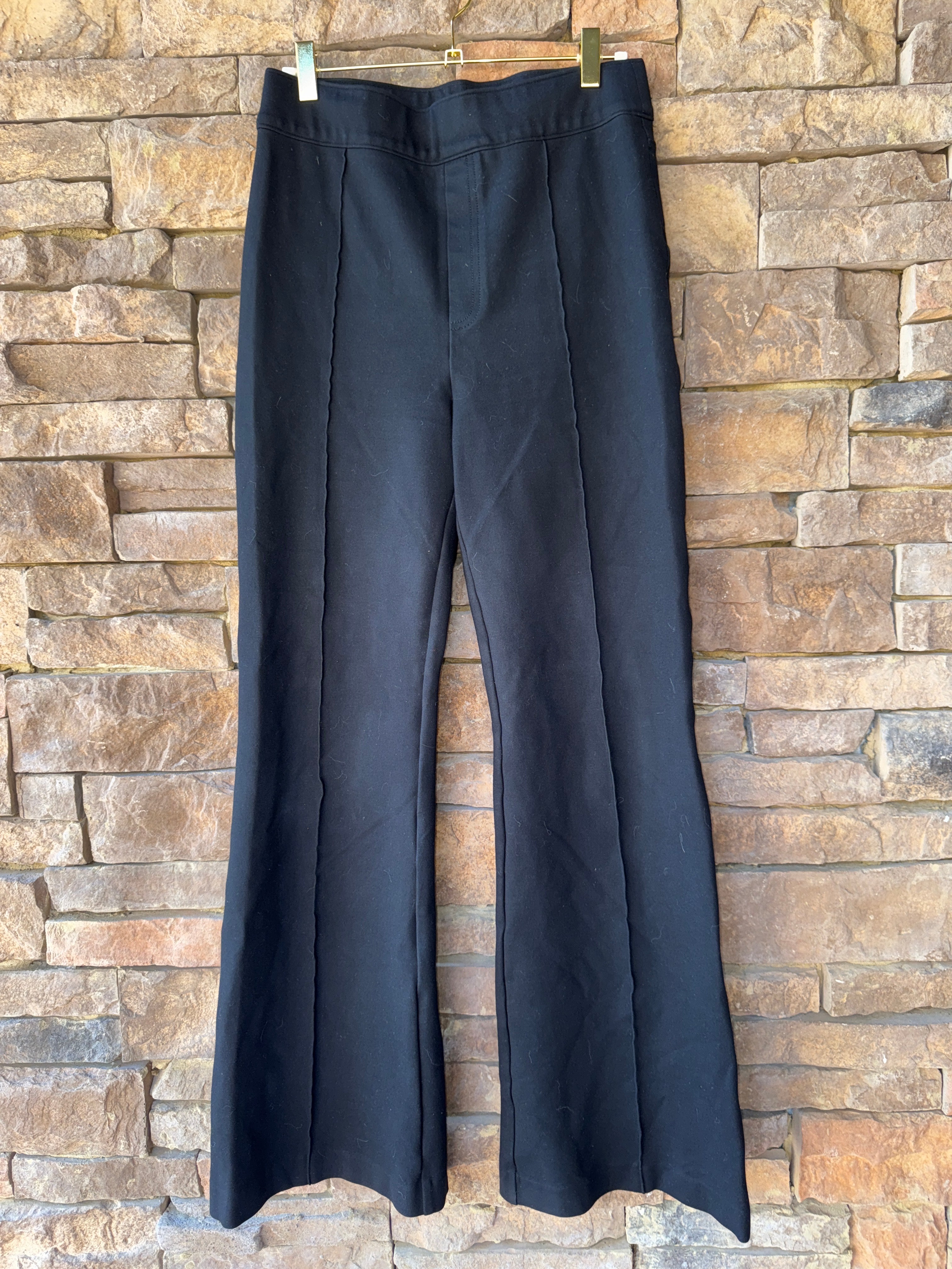 Spanx Flare Pull On Dress Pant Medium