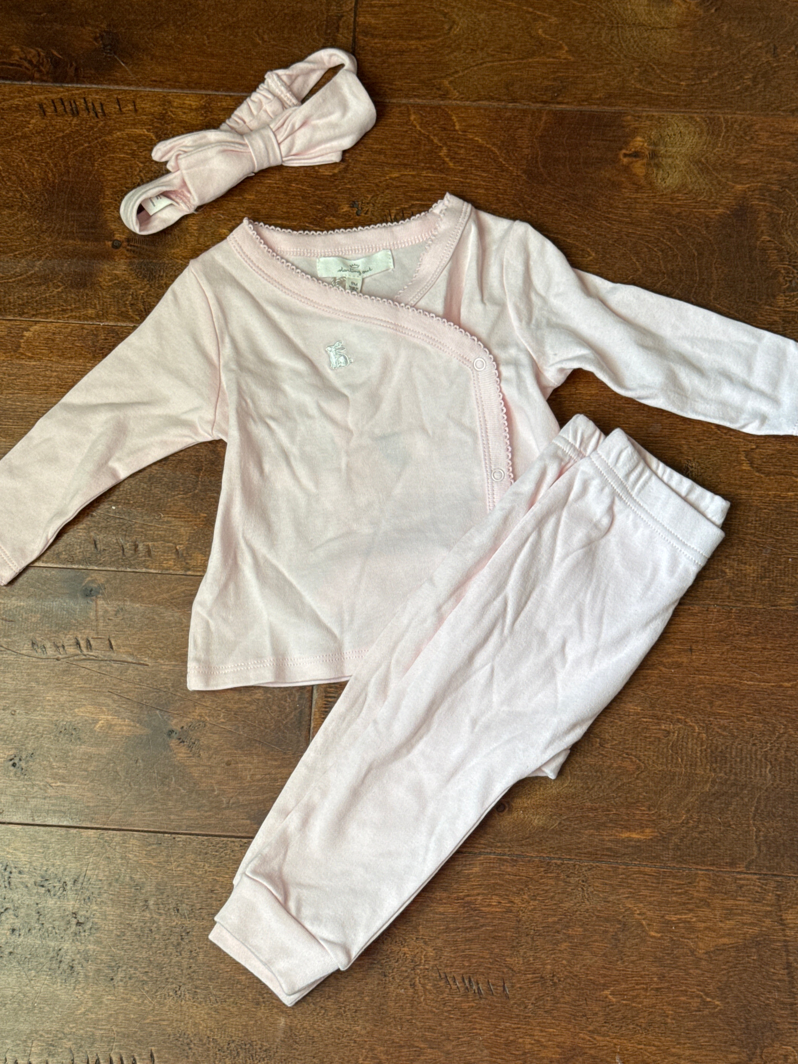 Bunny Layette Set with Bow 9M