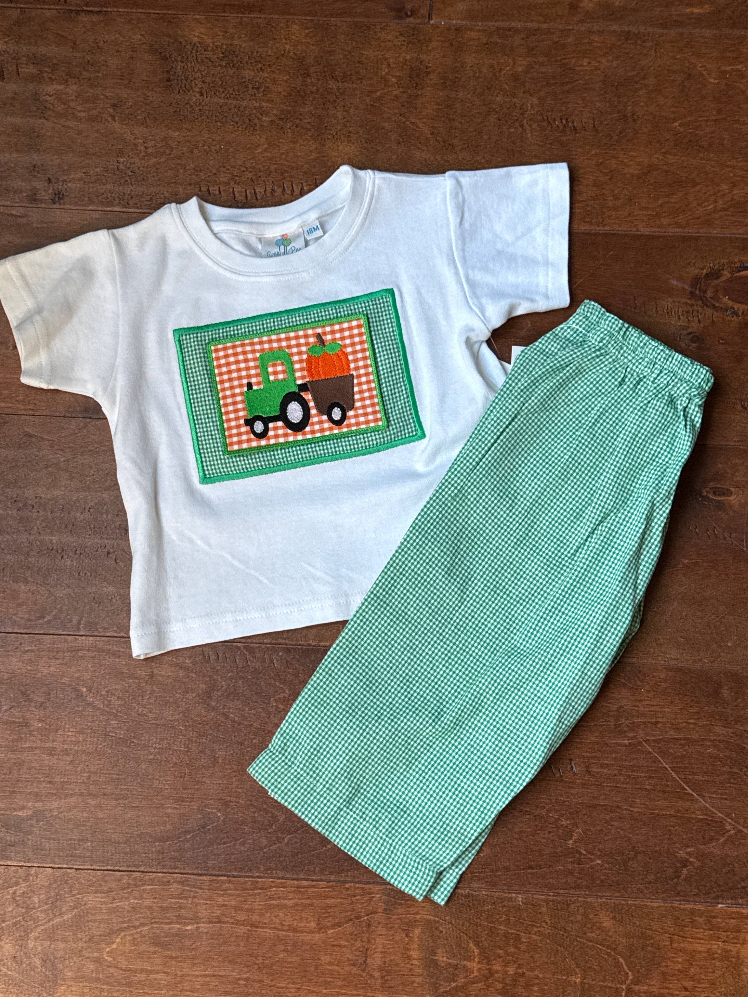 Switch a Roo Tractor/Pumkin Applique Set 18m