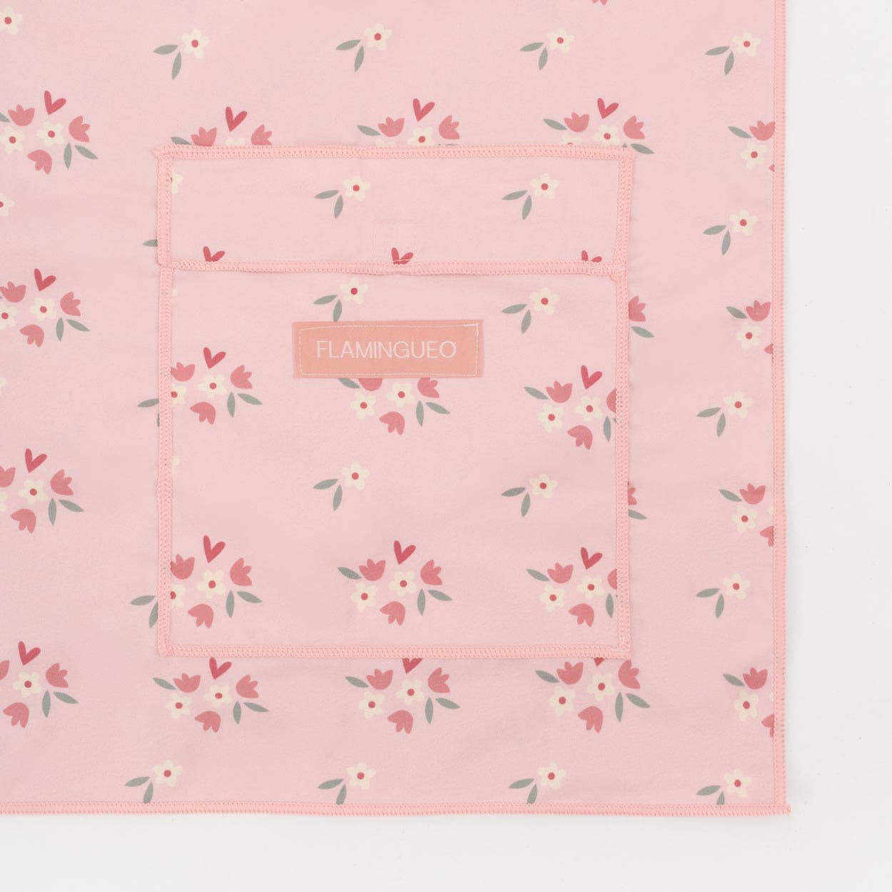 Pink children's microfiber hooded towel