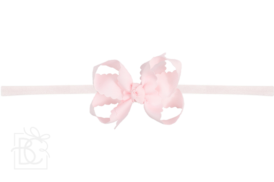 1/4" Nylon Pantyhose Headband w/ Scalloped Edge Bow: Powder Pink / 3.5" Medium